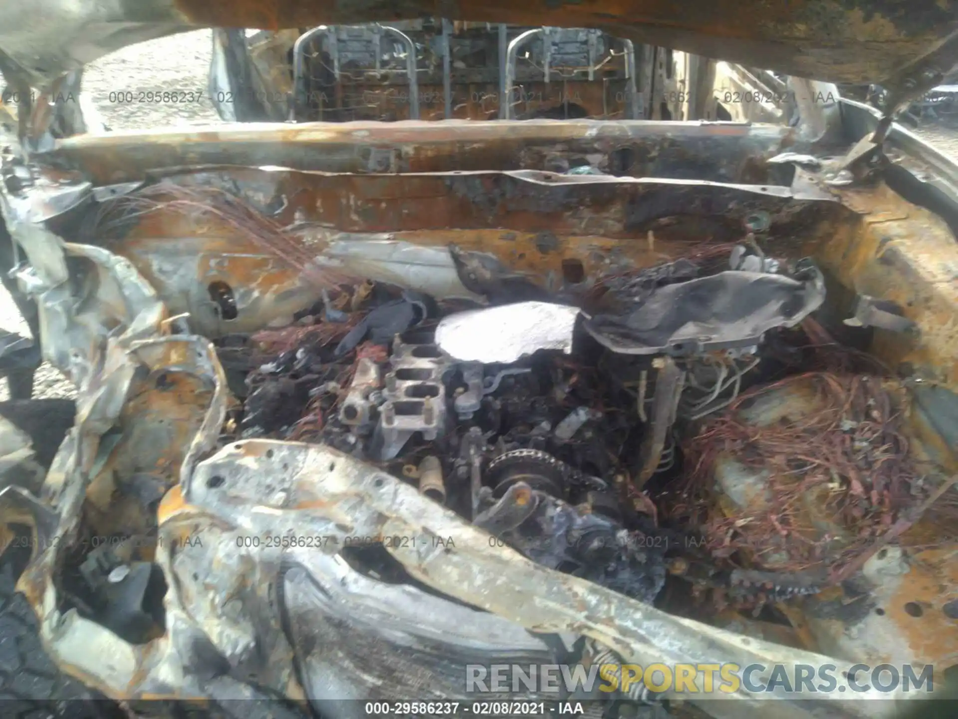 10 Photograph of a damaged car 5TFCZ5AN3KX201198 TOYOTA TACOMA 4WD 2019