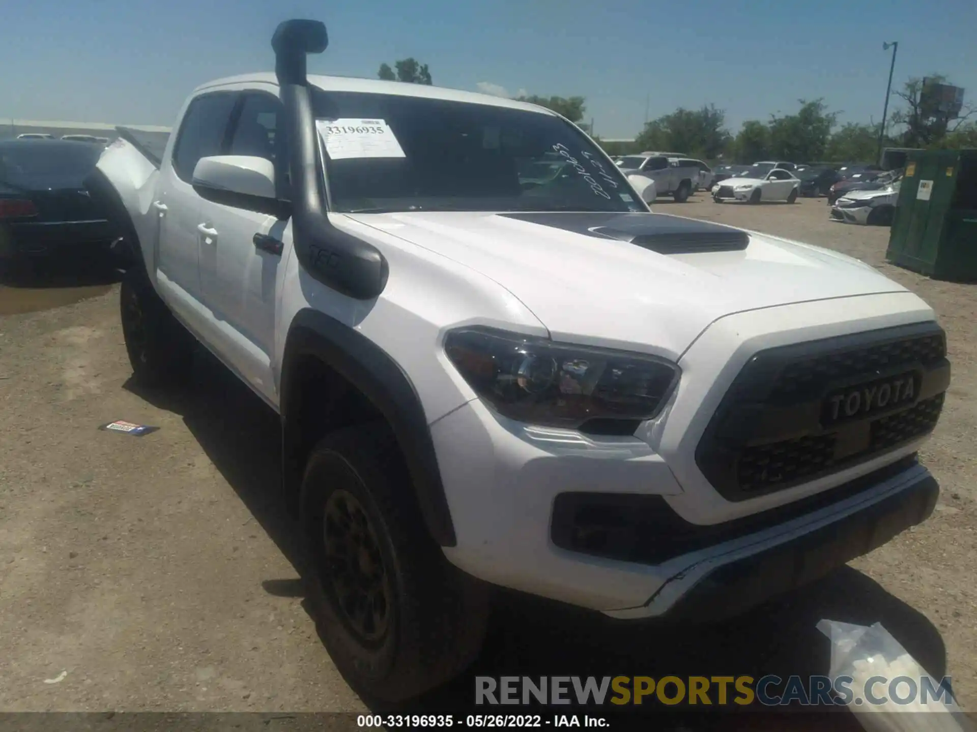 1 Photograph of a damaged car 5TFCZ5AN4KX167658 TOYOTA TACOMA 4WD 2019