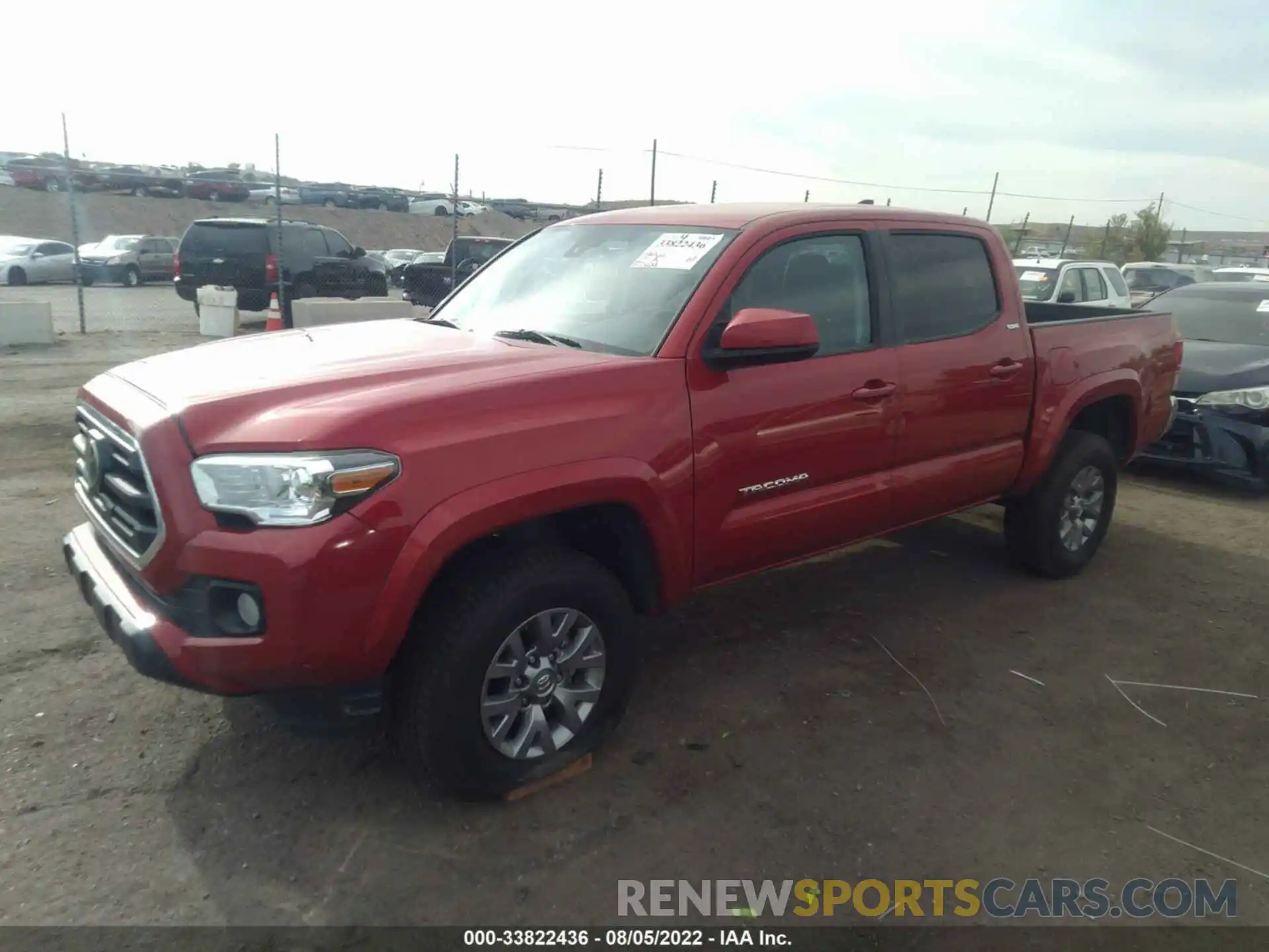 2 Photograph of a damaged car 5TFCZ5AN4KX170690 TOYOTA TACOMA 4WD 2019