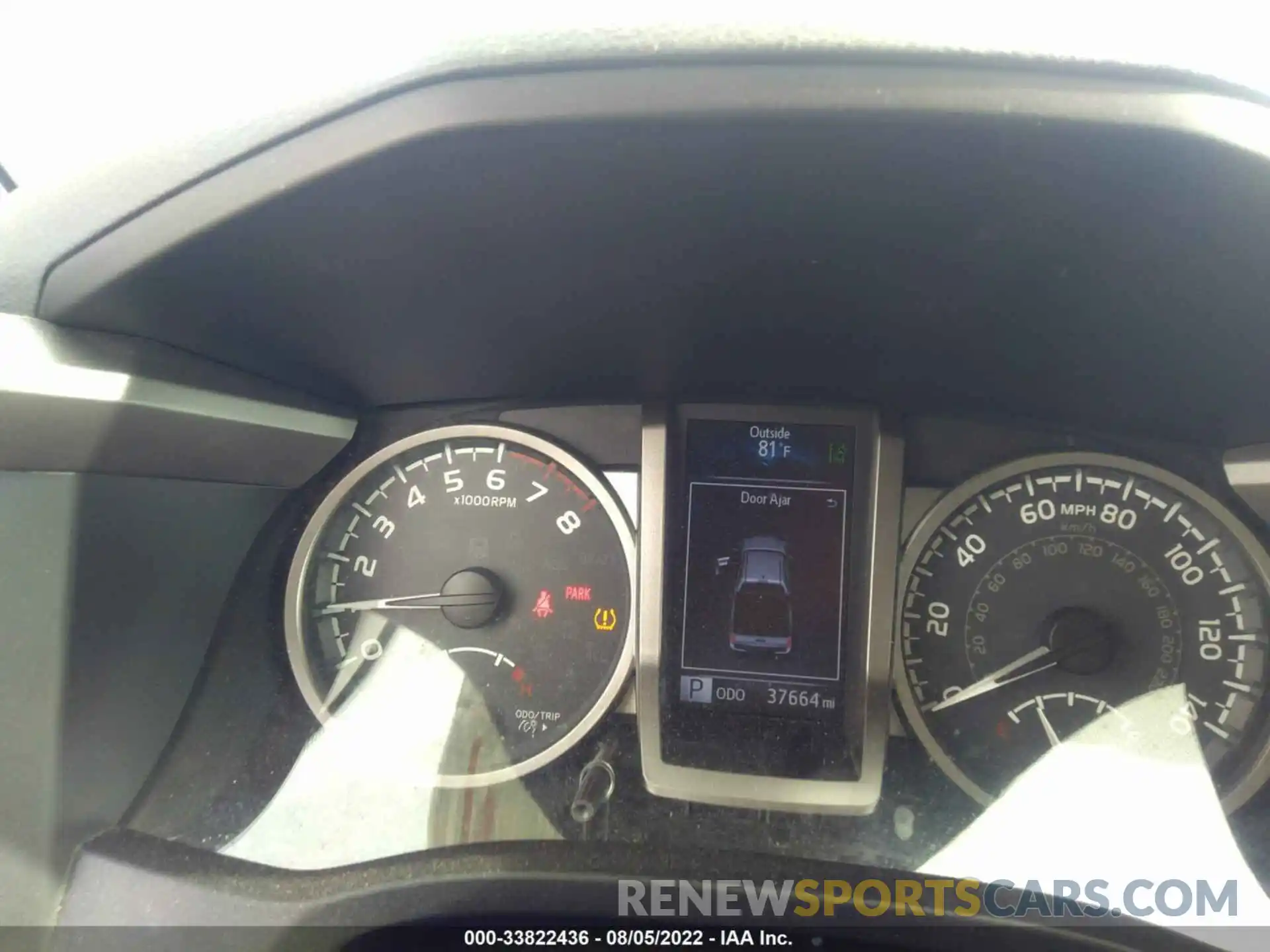 7 Photograph of a damaged car 5TFCZ5AN4KX170690 TOYOTA TACOMA 4WD 2019