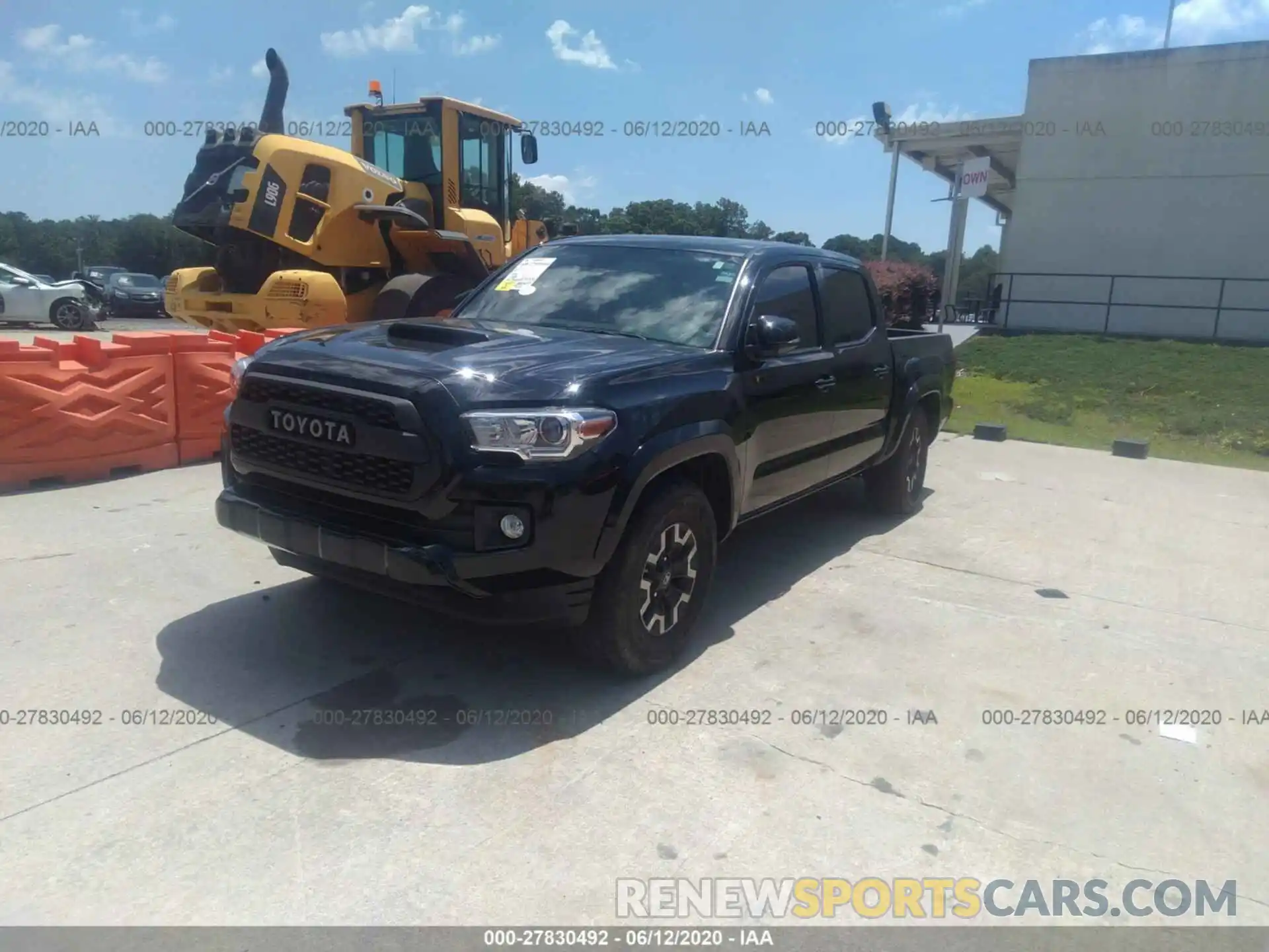 2 Photograph of a damaged car 5TFCZ5AN4KX202716 TOYOTA TACOMA 4WD 2019