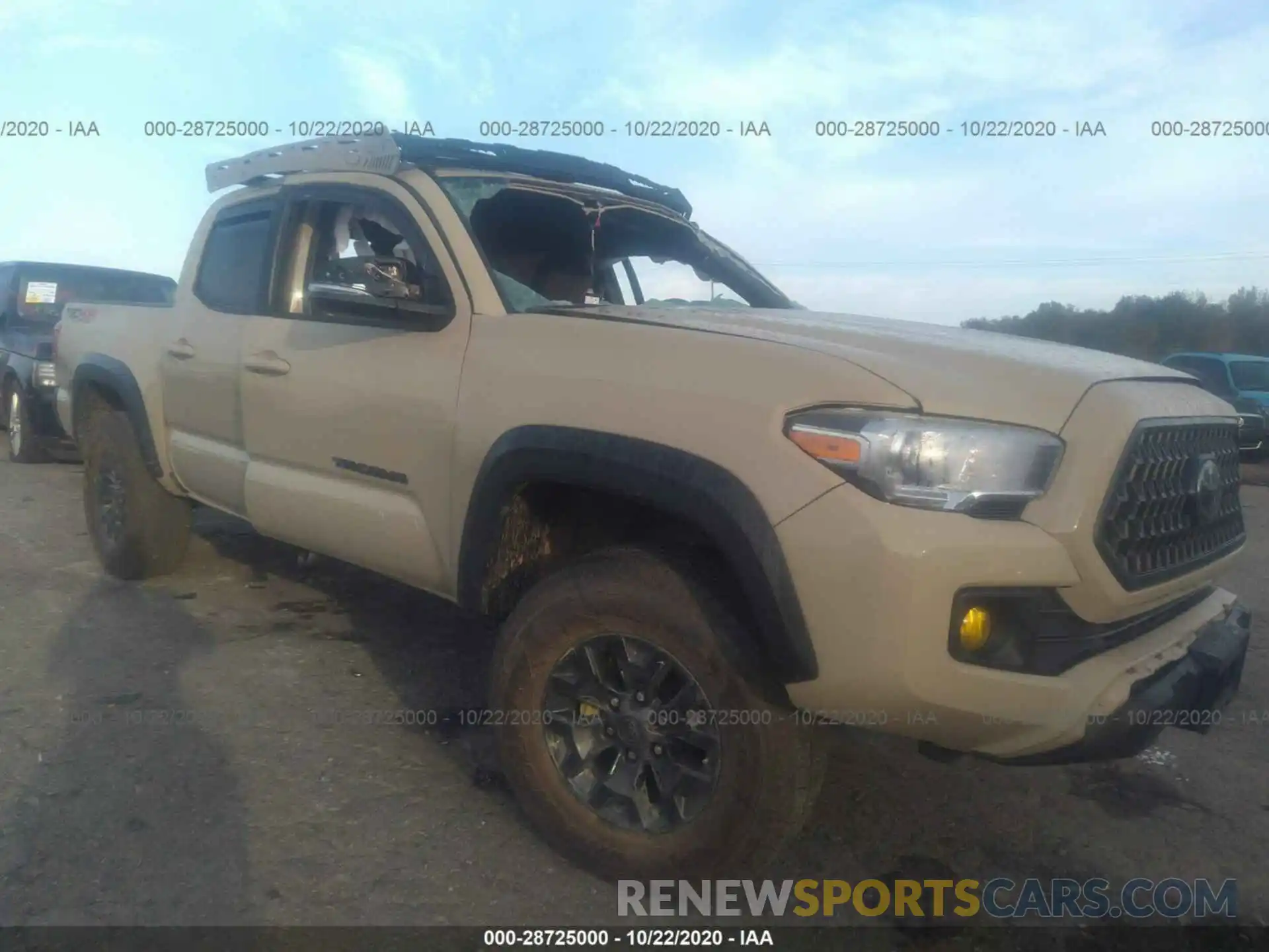 1 Photograph of a damaged car 5TFCZ5AN4KX207656 TOYOTA TACOMA 4WD 2019