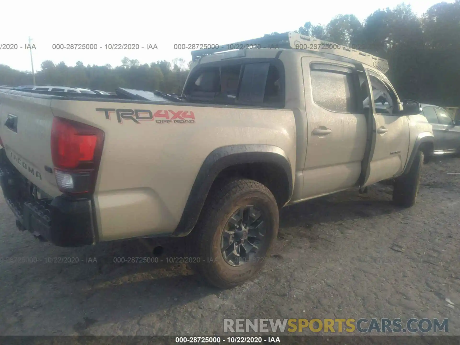 4 Фотография поврежденного автомобиля 5TFCZ5AN4KX207656 TOYOTA TACOMA 4WD 2019