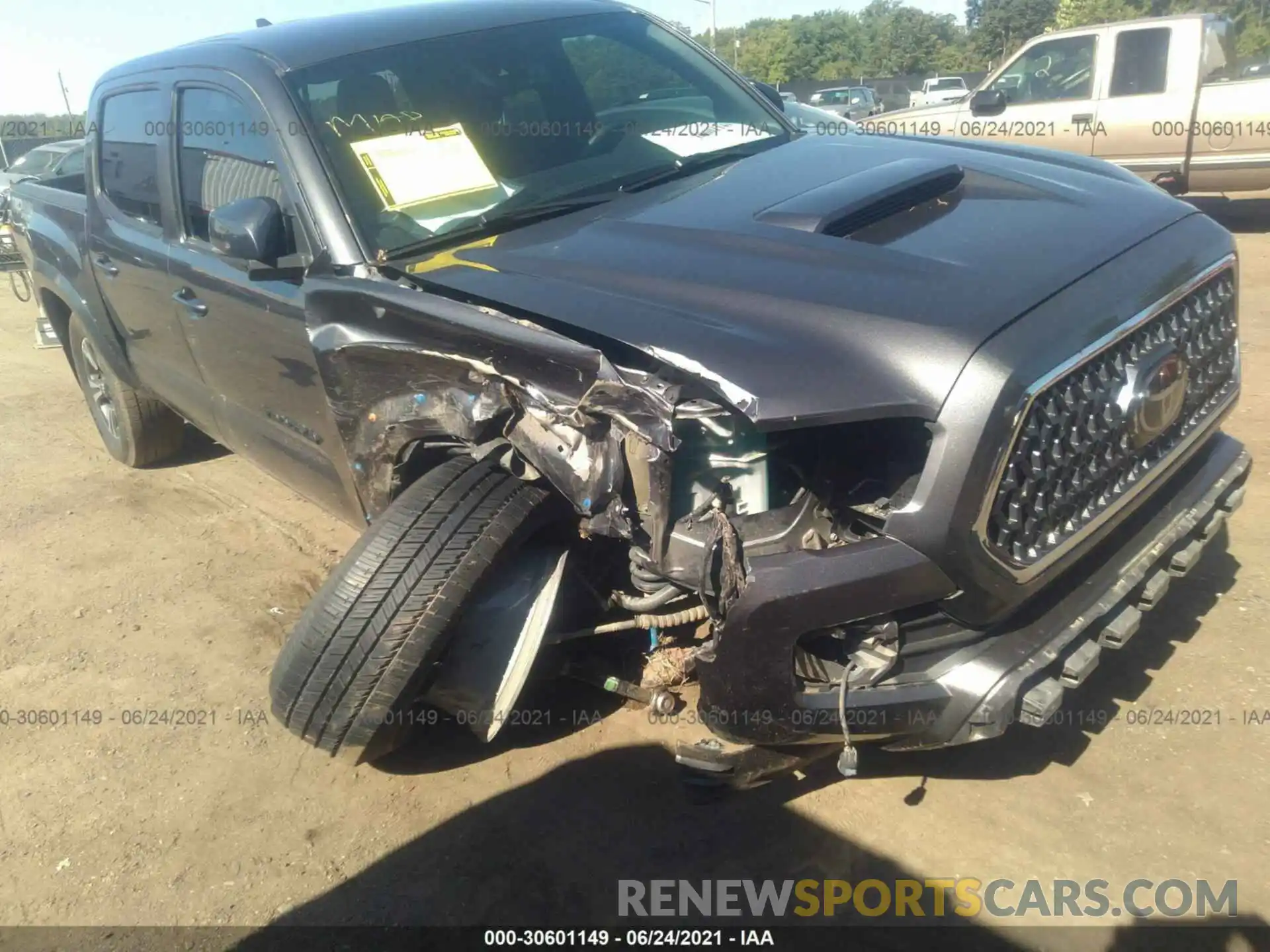 6 Photograph of a damaged car 5TFCZ5AN5KX179723 TOYOTA TACOMA 4WD 2019