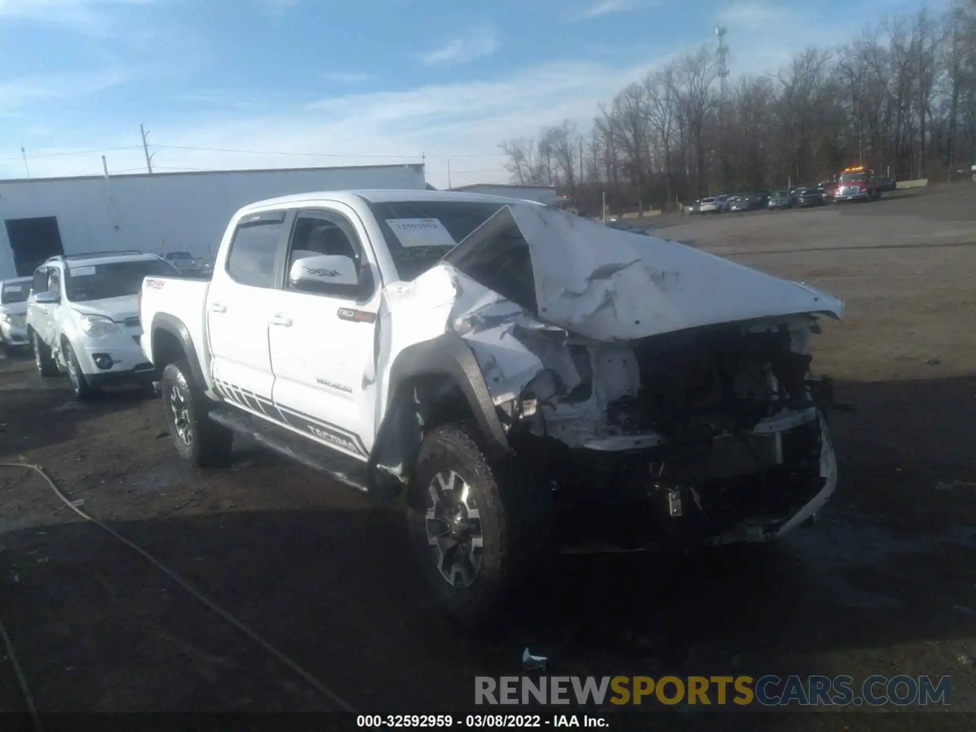 1 Photograph of a damaged car 5TFCZ5AN5KX210209 TOYOTA TACOMA 4WD 2019