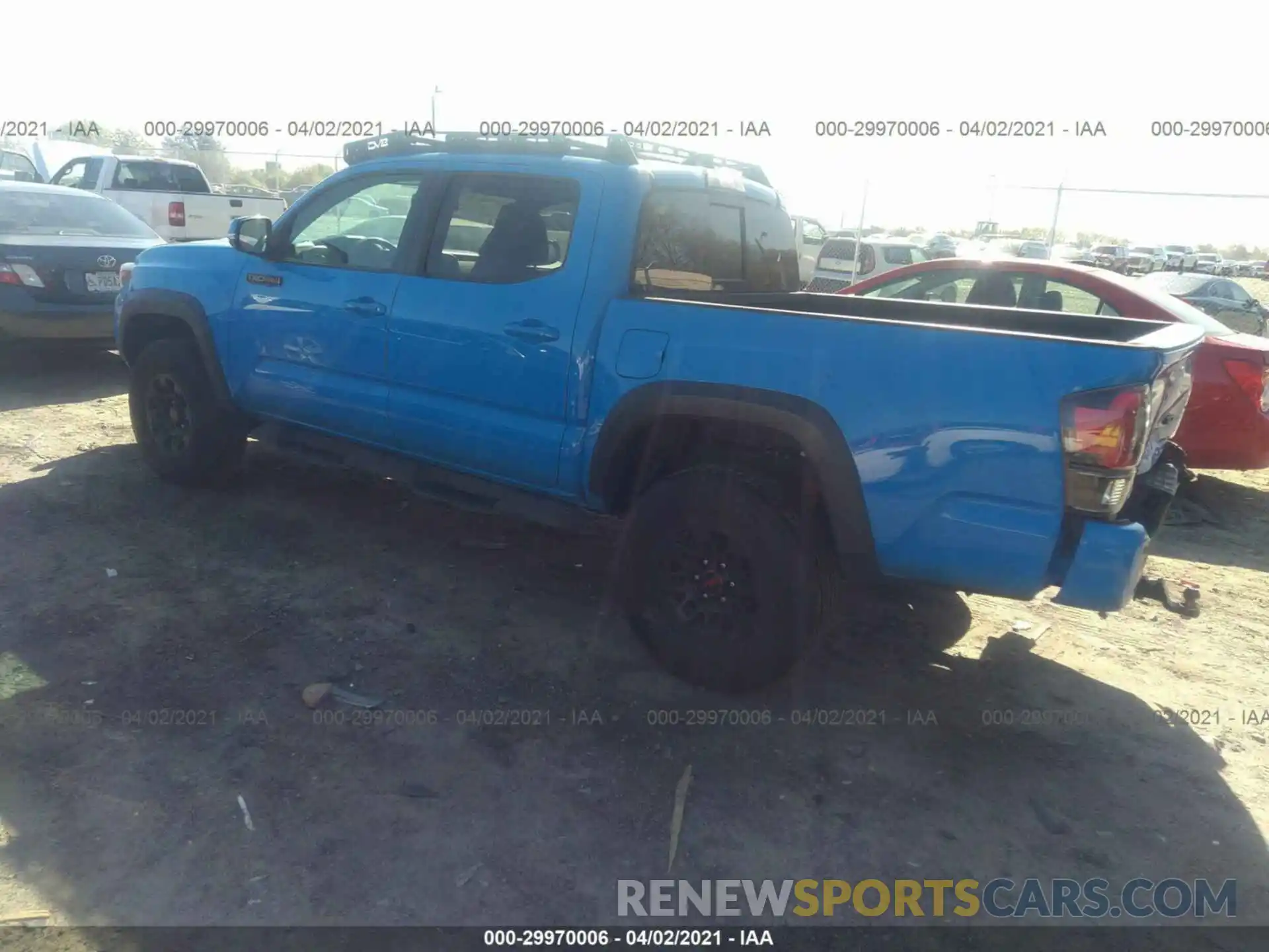 3 Photograph of a damaged car 5TFCZ5AN6KX167080 TOYOTA TACOMA 4WD 2019