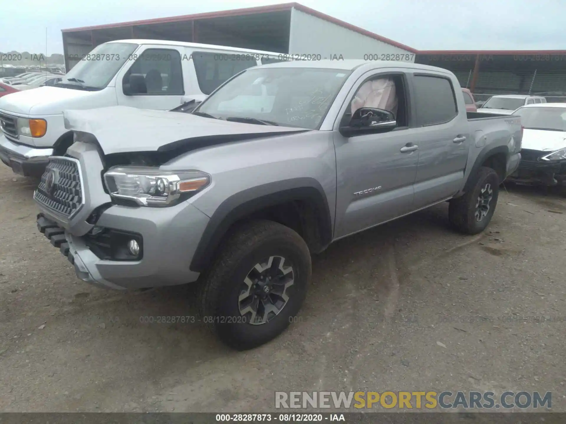 2 Photograph of a damaged car 5TFCZ5AN6KX167323 TOYOTA TACOMA 4WD 2019