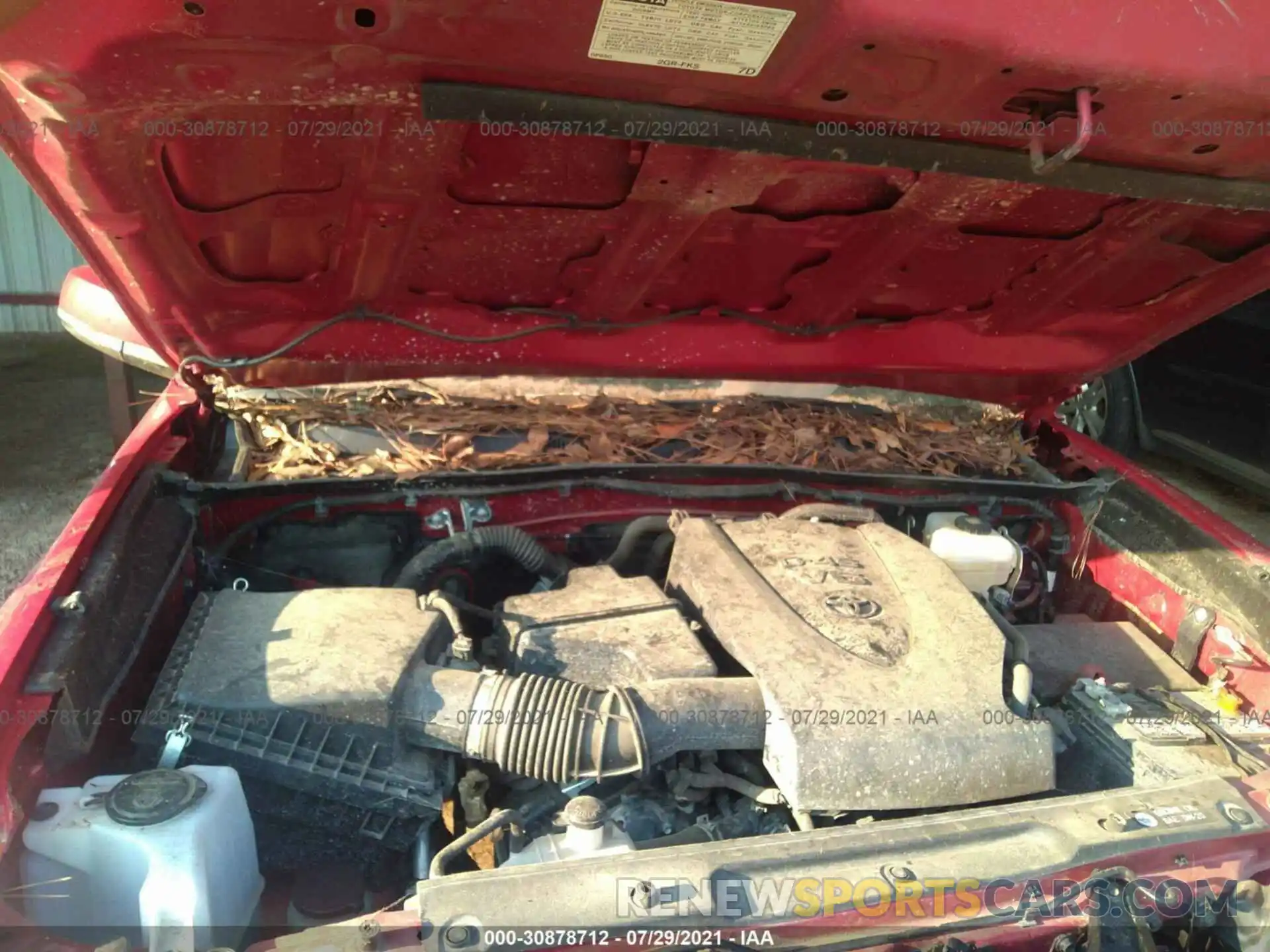 10 Photograph of a damaged car 5TFCZ5AN6KX168570 TOYOTA TACOMA 4WD 2019