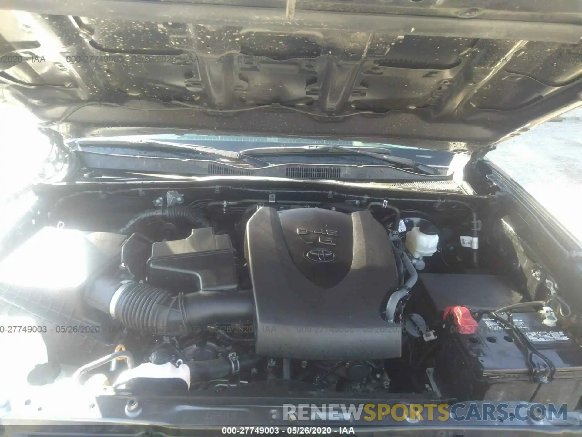 10 Photograph of a damaged car 5TFCZ5AN6KX180539 TOYOTA TACOMA 4WD 2019