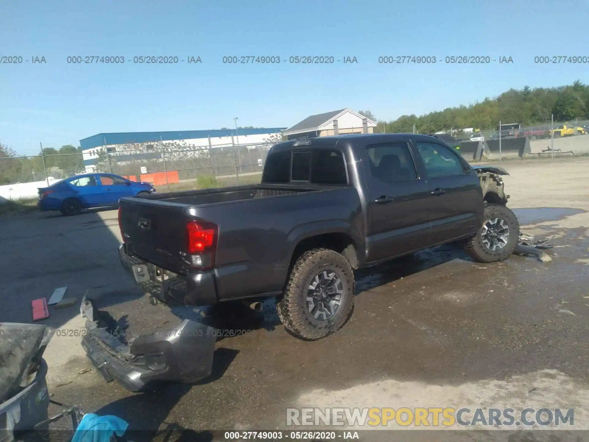 4 Фотография поврежденного автомобиля 5TFCZ5AN6KX180539 TOYOTA TACOMA 4WD 2019