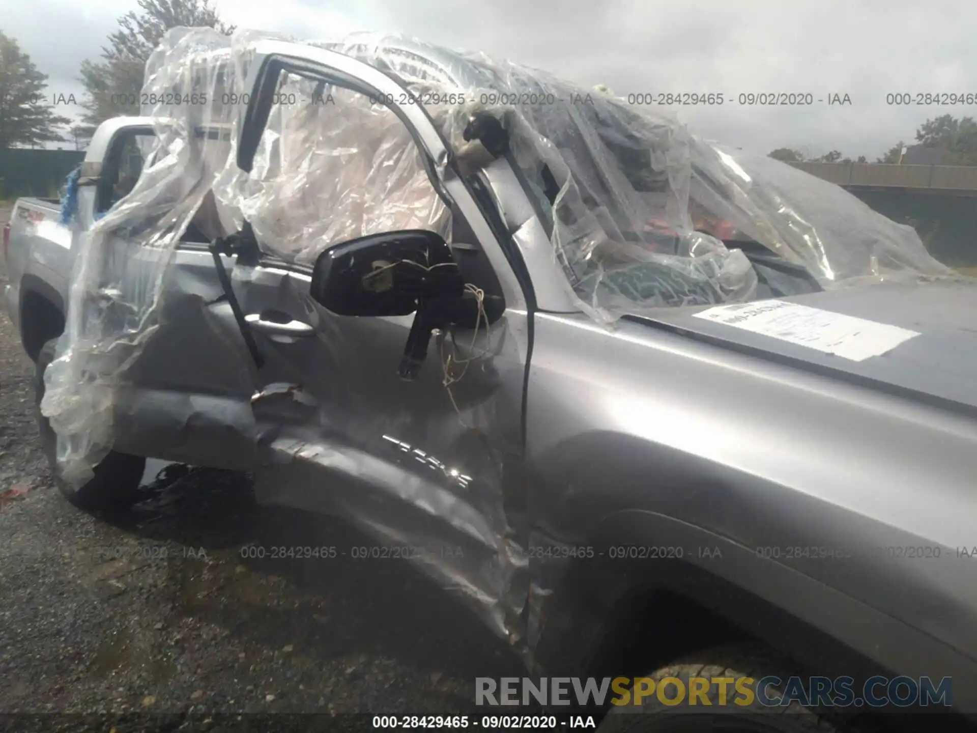 6 Photograph of a damaged car 5TFCZ5AN6KX191492 TOYOTA TACOMA 4WD 2019