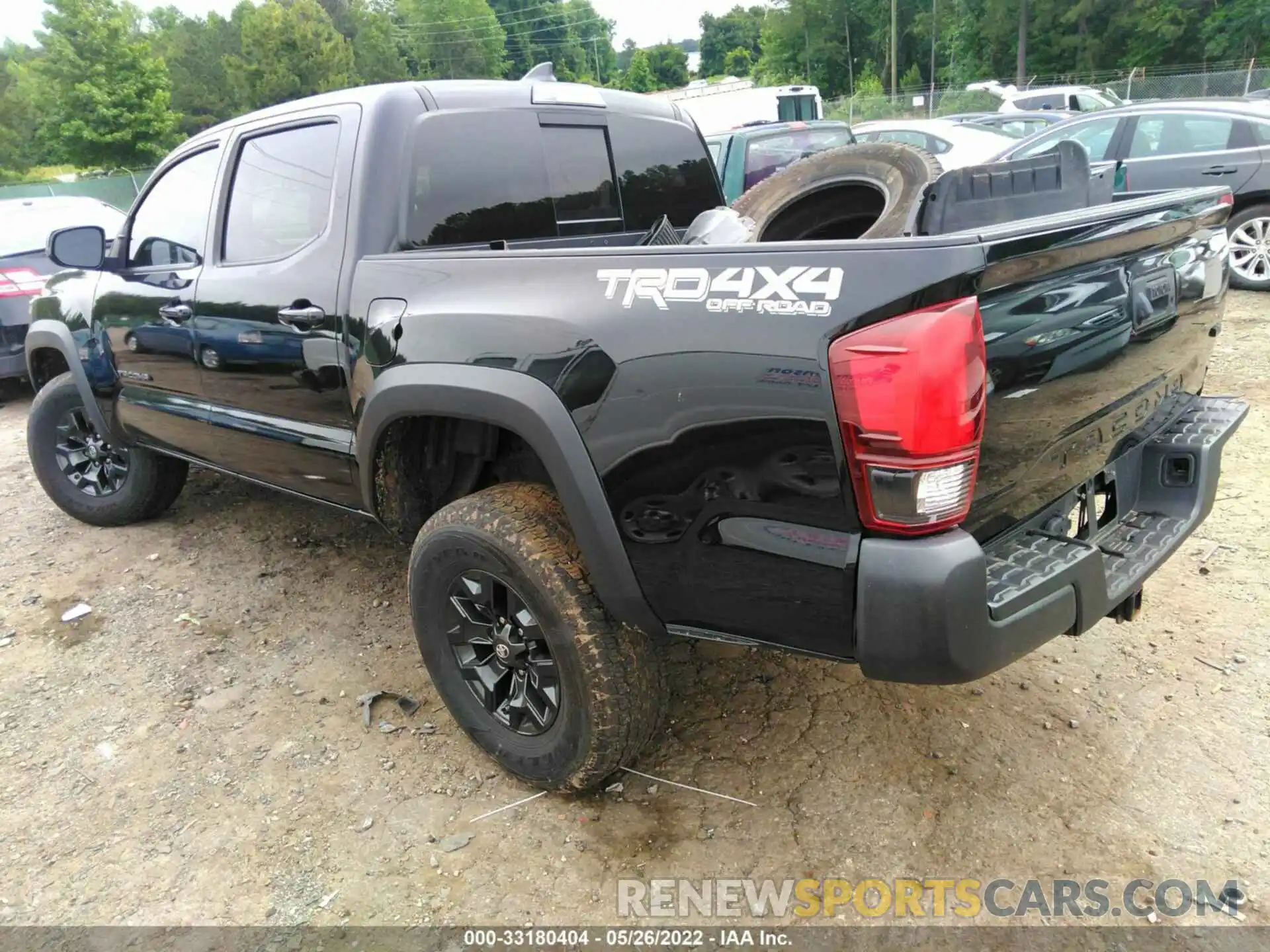 3 Photograph of a damaged car 5TFCZ5AN6KX192044 TOYOTA TACOMA 4WD 2019