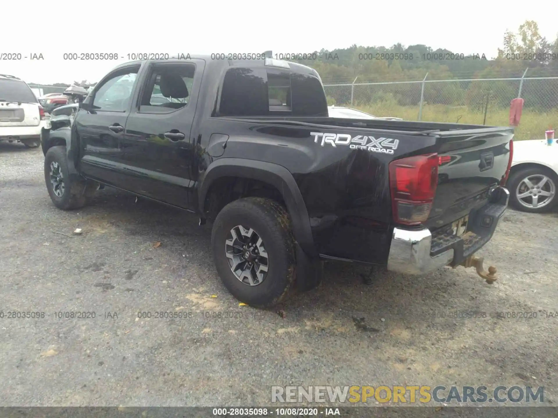 3 Photograph of a damaged car 5TFCZ5AN6KX199172 TOYOTA TACOMA 4WD 2019