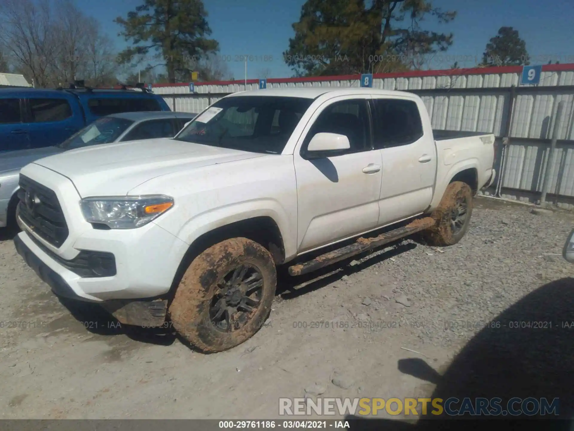 2 Photograph of a damaged car 5TFCZ5AN6KX202670 TOYOTA TACOMA 4WD 2019