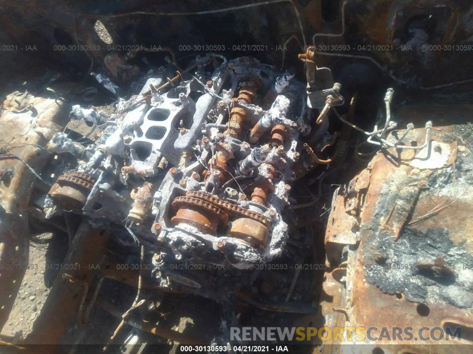 10 Фотография поврежденного автомобиля 5TFCZ5AN7KX172398 TOYOTA TACOMA 4WD 2019
