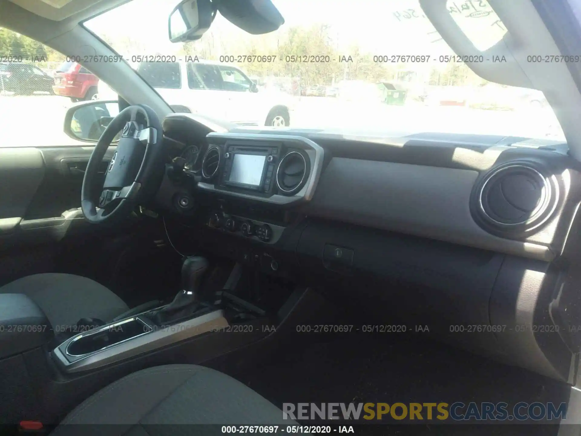 5 Photograph of a damaged car 5TFCZ5AN7KX181571 TOYOTA TACOMA 4WD 2019