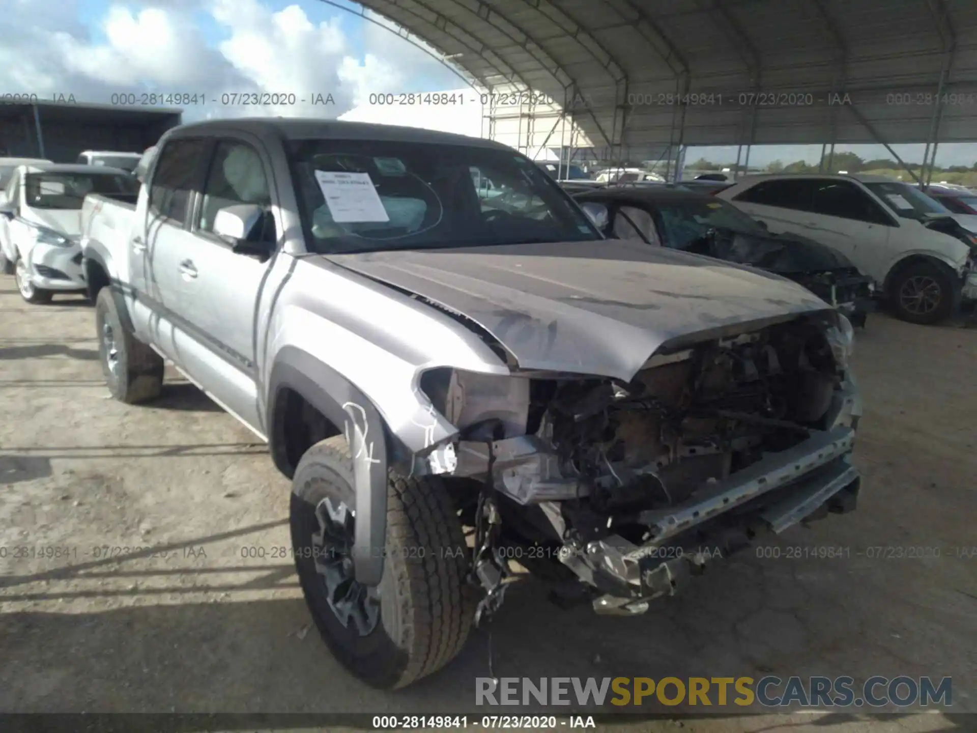 1 Photograph of a damaged car 5TFCZ5AN7KX186494 TOYOTA TACOMA 4WD 2019