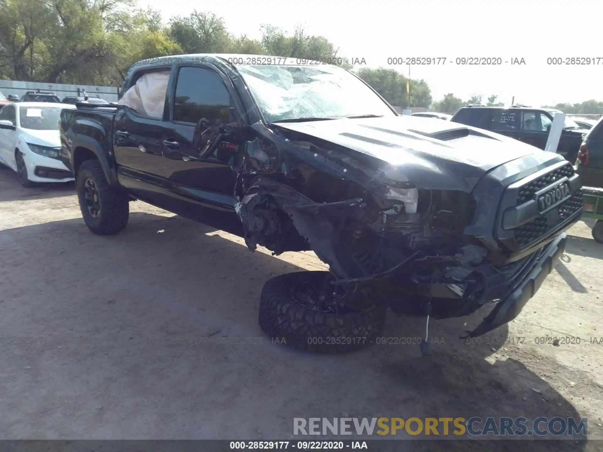 1 Photograph of a damaged car 5TFCZ5AN7KX189430 TOYOTA TACOMA 4WD 2019