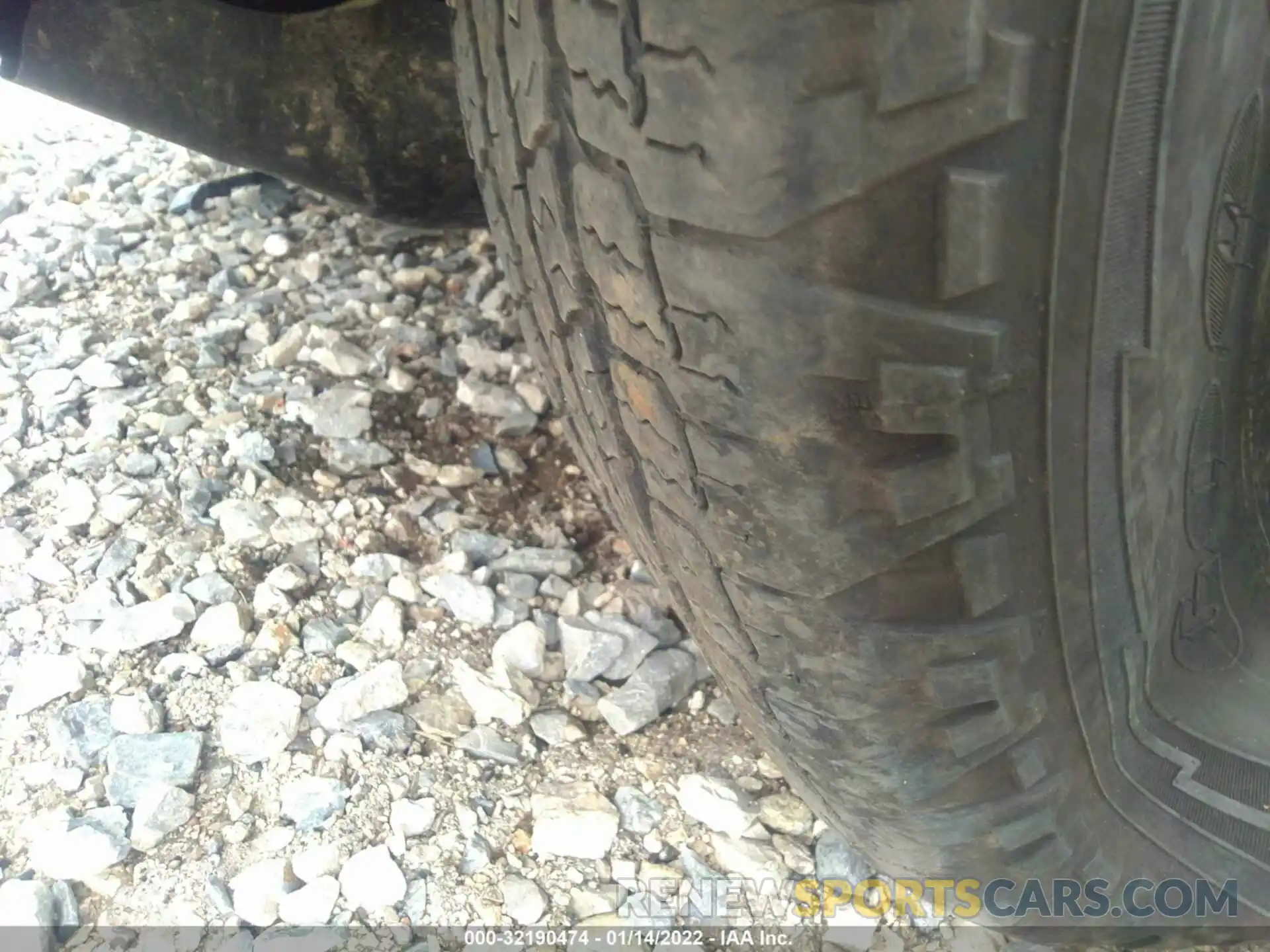 12 Photograph of a damaged car 5TFCZ5AN7KX201804 TOYOTA TACOMA 4WD 2019