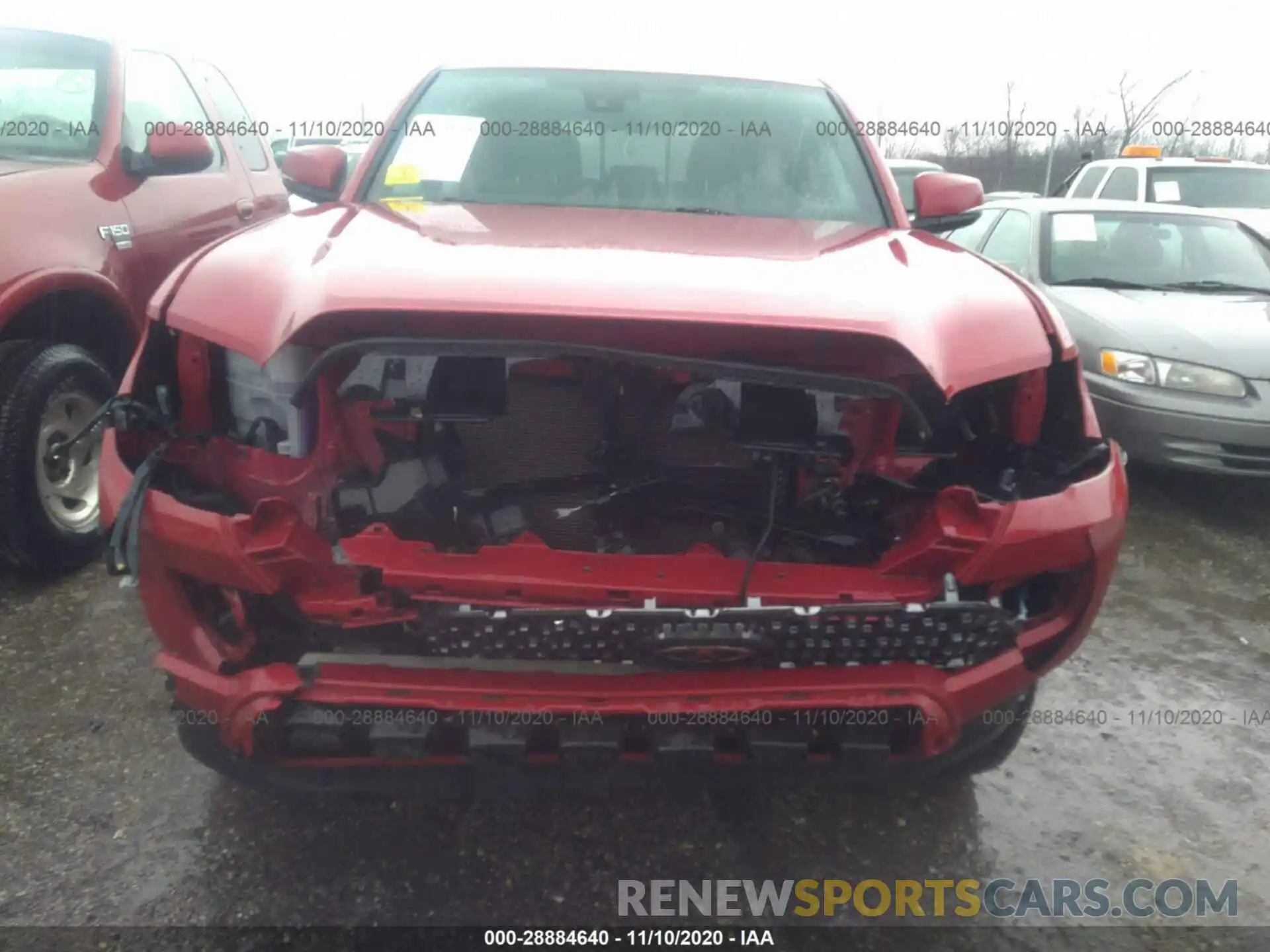 6 Photograph of a damaged car 5TFCZ5AN8KX173740 TOYOTA TACOMA 4WD 2019