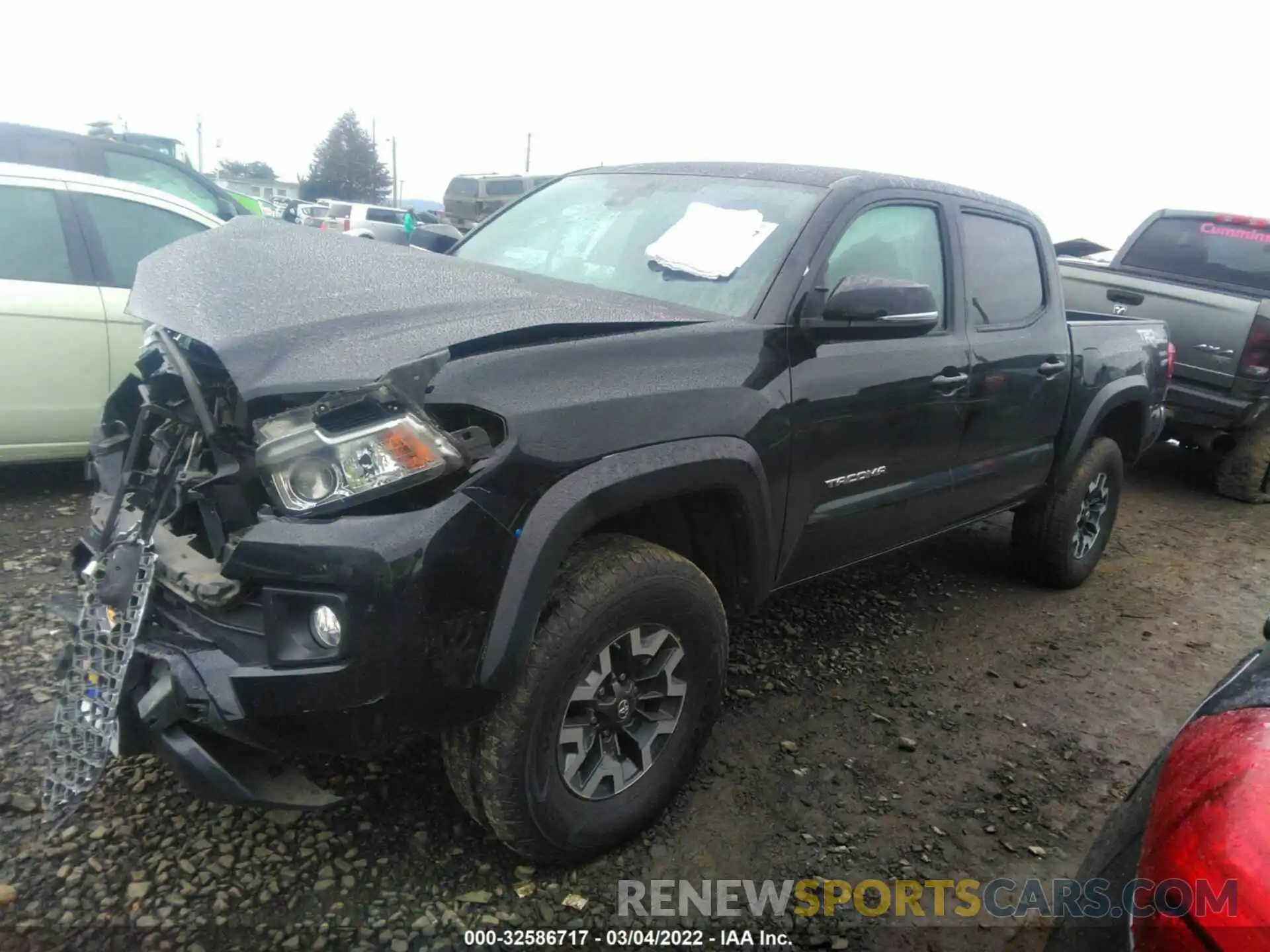 2 Photograph of a damaged car 5TFCZ5AN8KX176752 TOYOTA TACOMA 4WD 2019