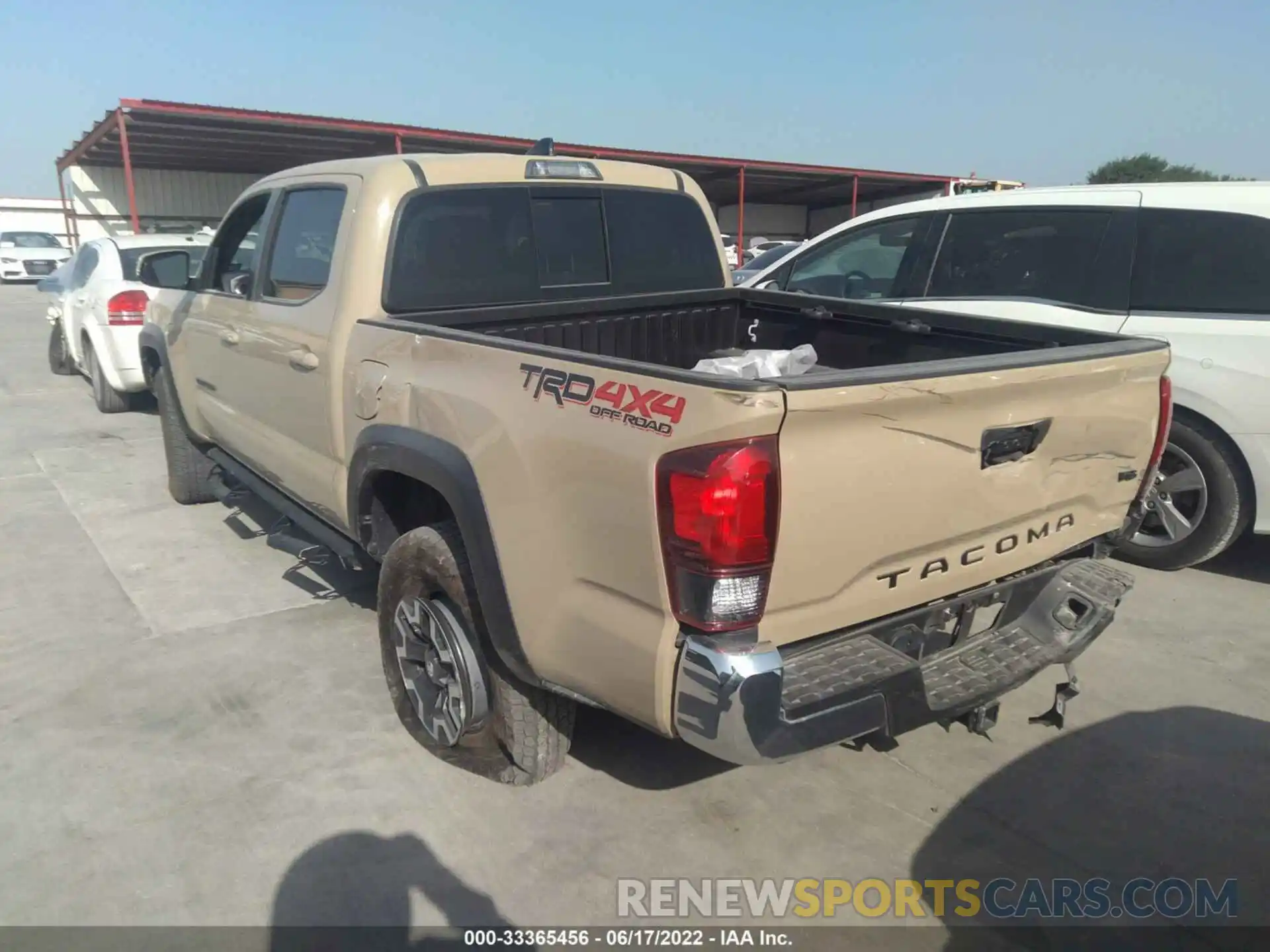 3 Photograph of a damaged car 5TFCZ5AN8KX209667 TOYOTA TACOMA 4WD 2019