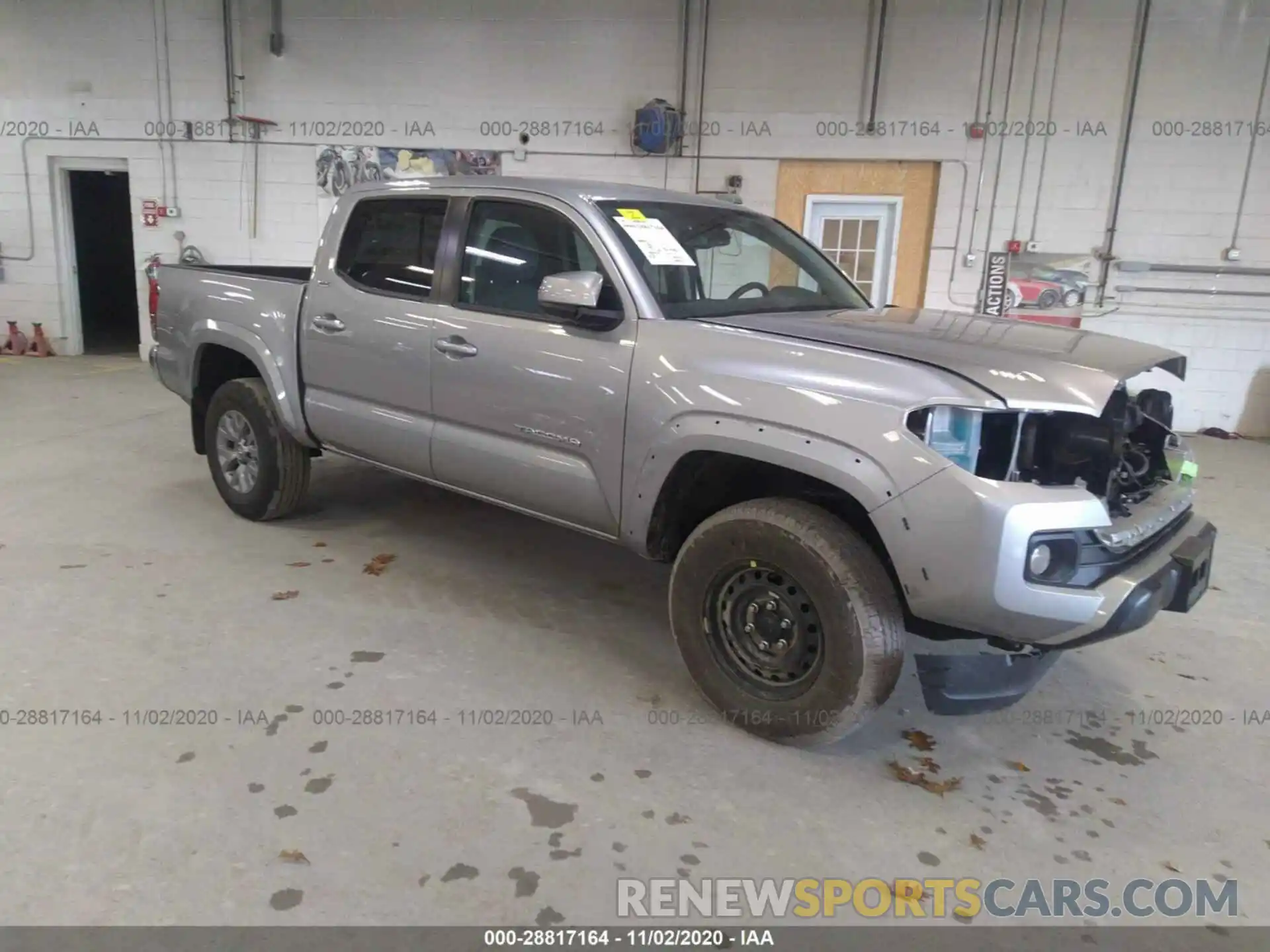 1 Photograph of a damaged car 5TFCZ5AN9KX176551 TOYOTA TACOMA 4WD 2019