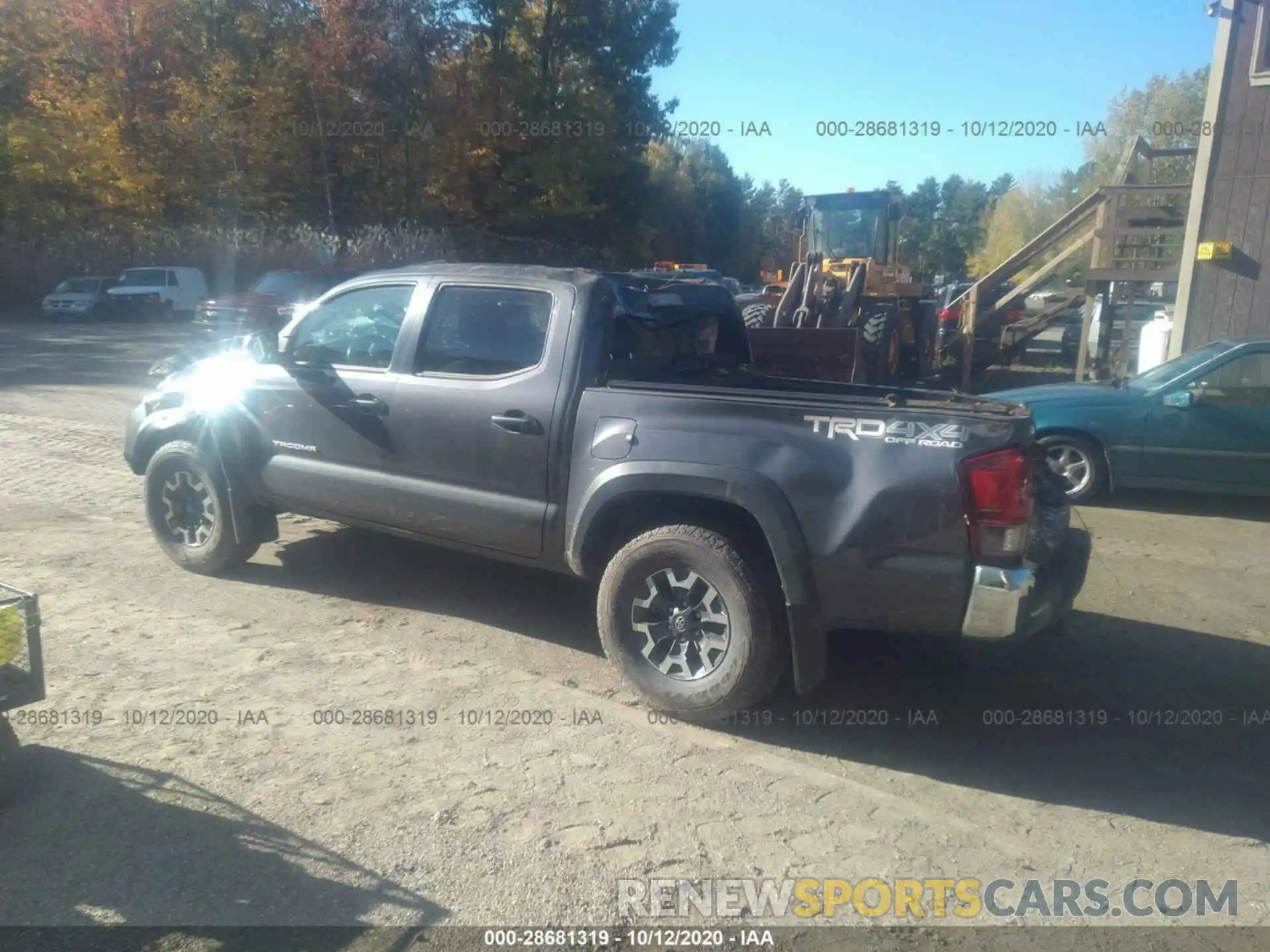 3 Photograph of a damaged car 5TFCZ5AN9KX183287 TOYOTA TACOMA 4WD 2019