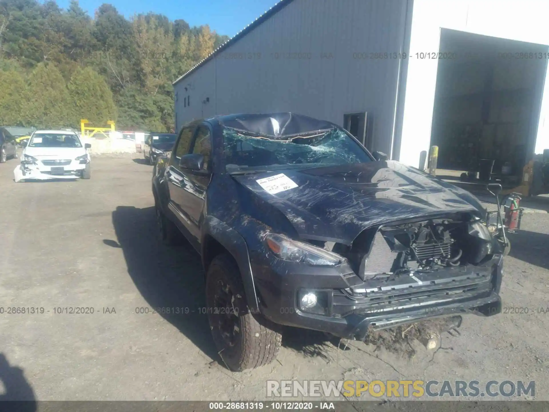 6 Photograph of a damaged car 5TFCZ5AN9KX183287 TOYOTA TACOMA 4WD 2019