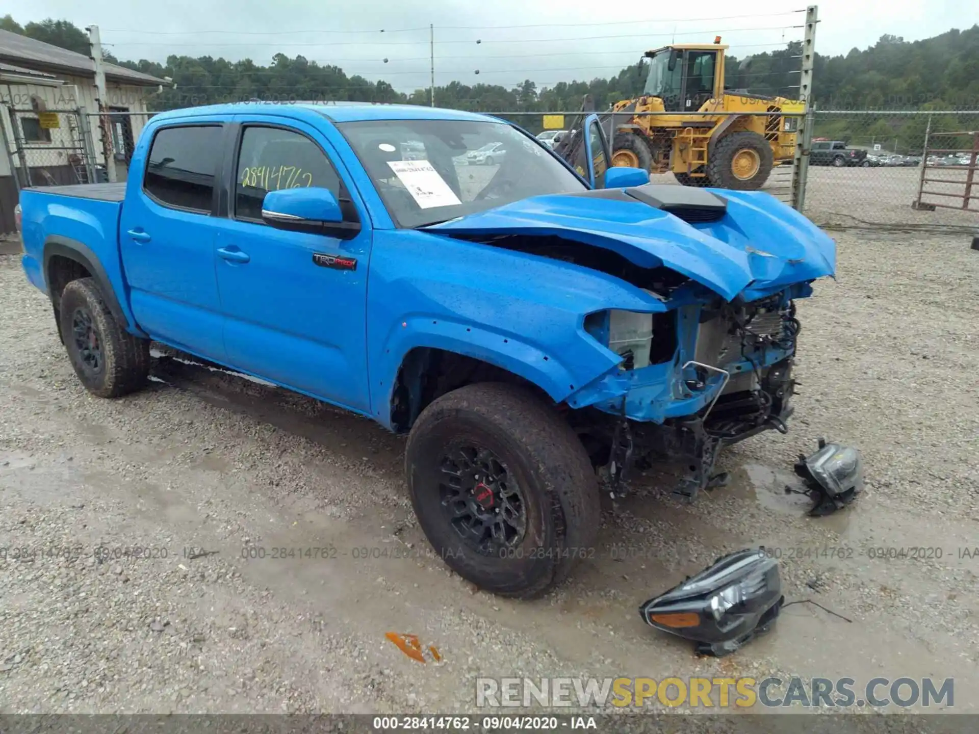 1 Photograph of a damaged car 5TFCZ5AN9KX198274 TOYOTA TACOMA 4WD 2019