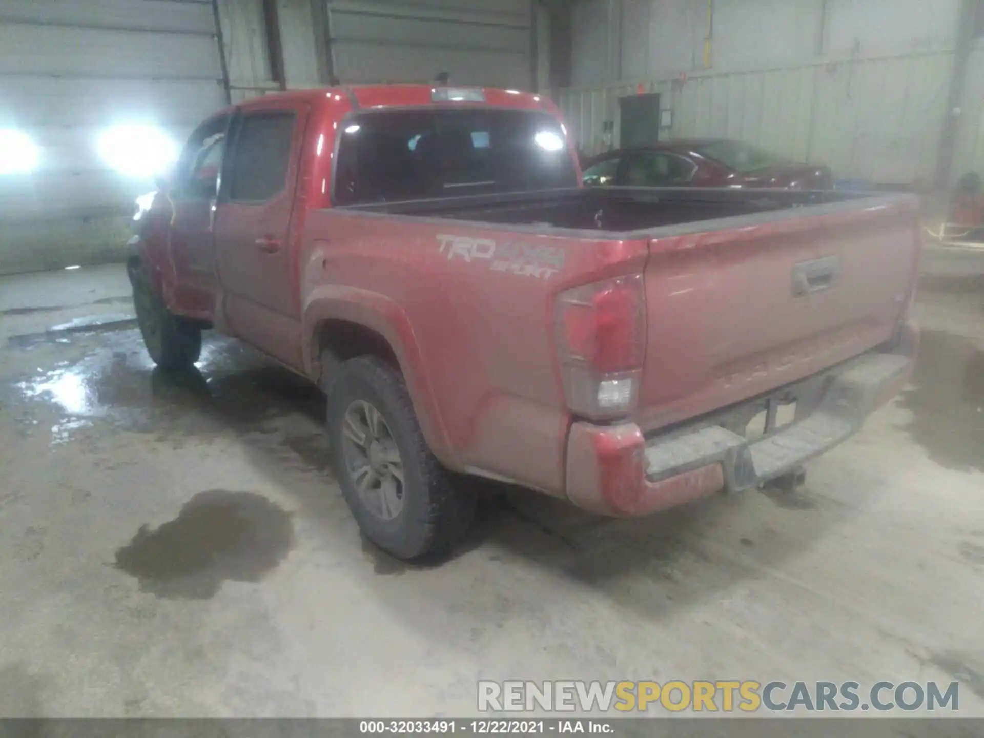 3 Photograph of a damaged car 5TFCZ5AN9KX208351 TOYOTA TACOMA 4WD 2019