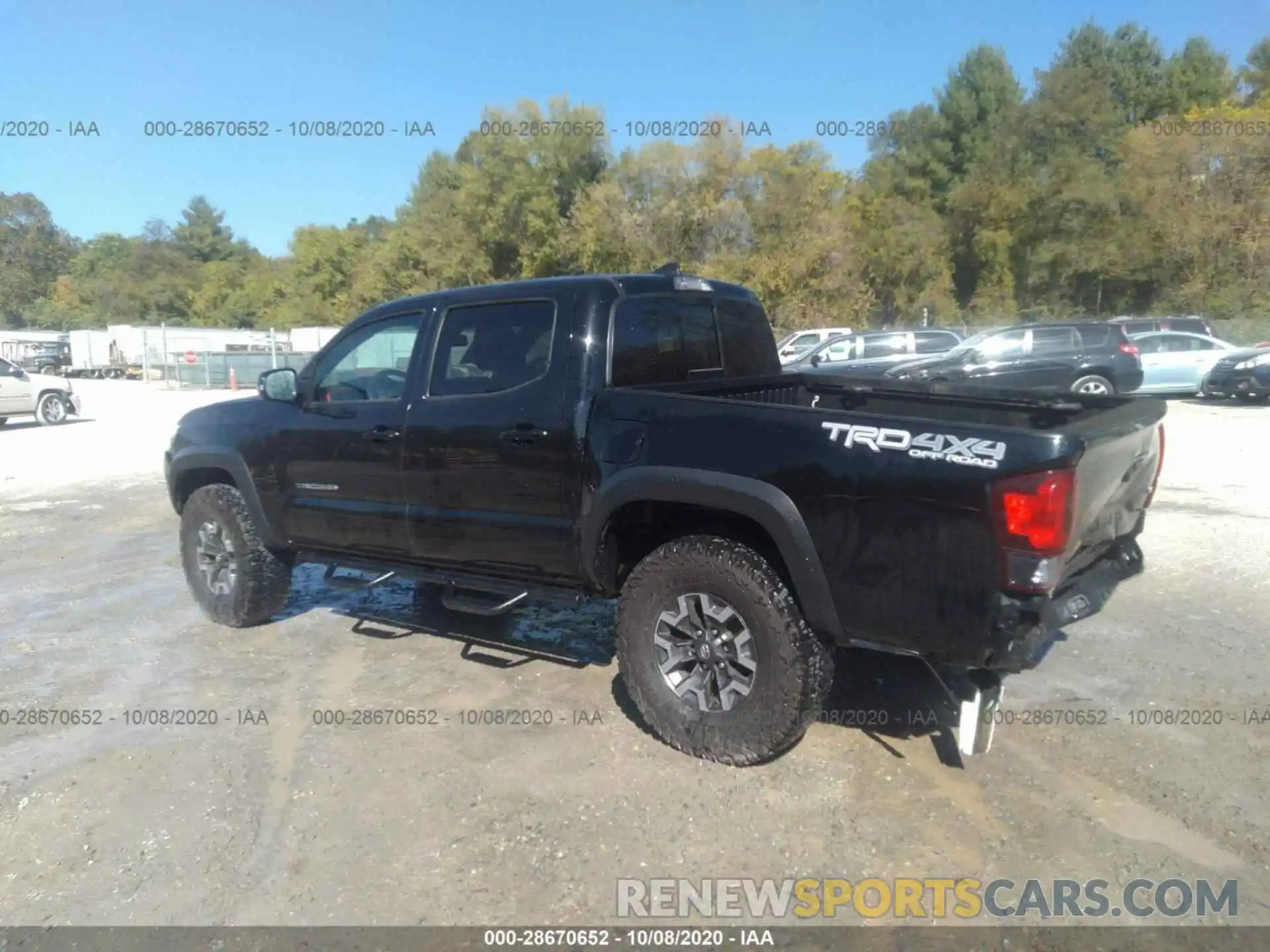 3 Фотография поврежденного автомобиля 5TFCZ5ANXKX168037 TOYOTA TACOMA 4WD 2019