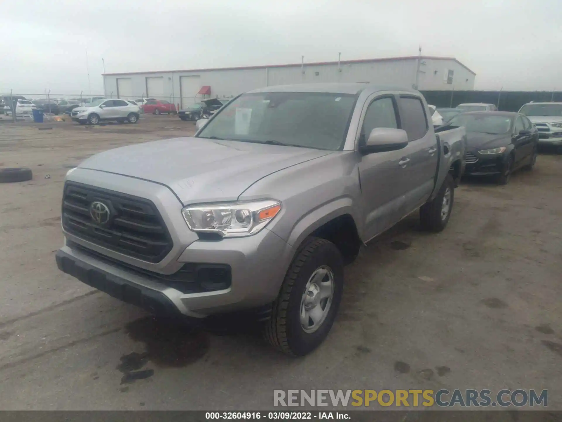 2 Photograph of a damaged car 5TFCZ5ANXKX184514 TOYOTA TACOMA 4WD 2019