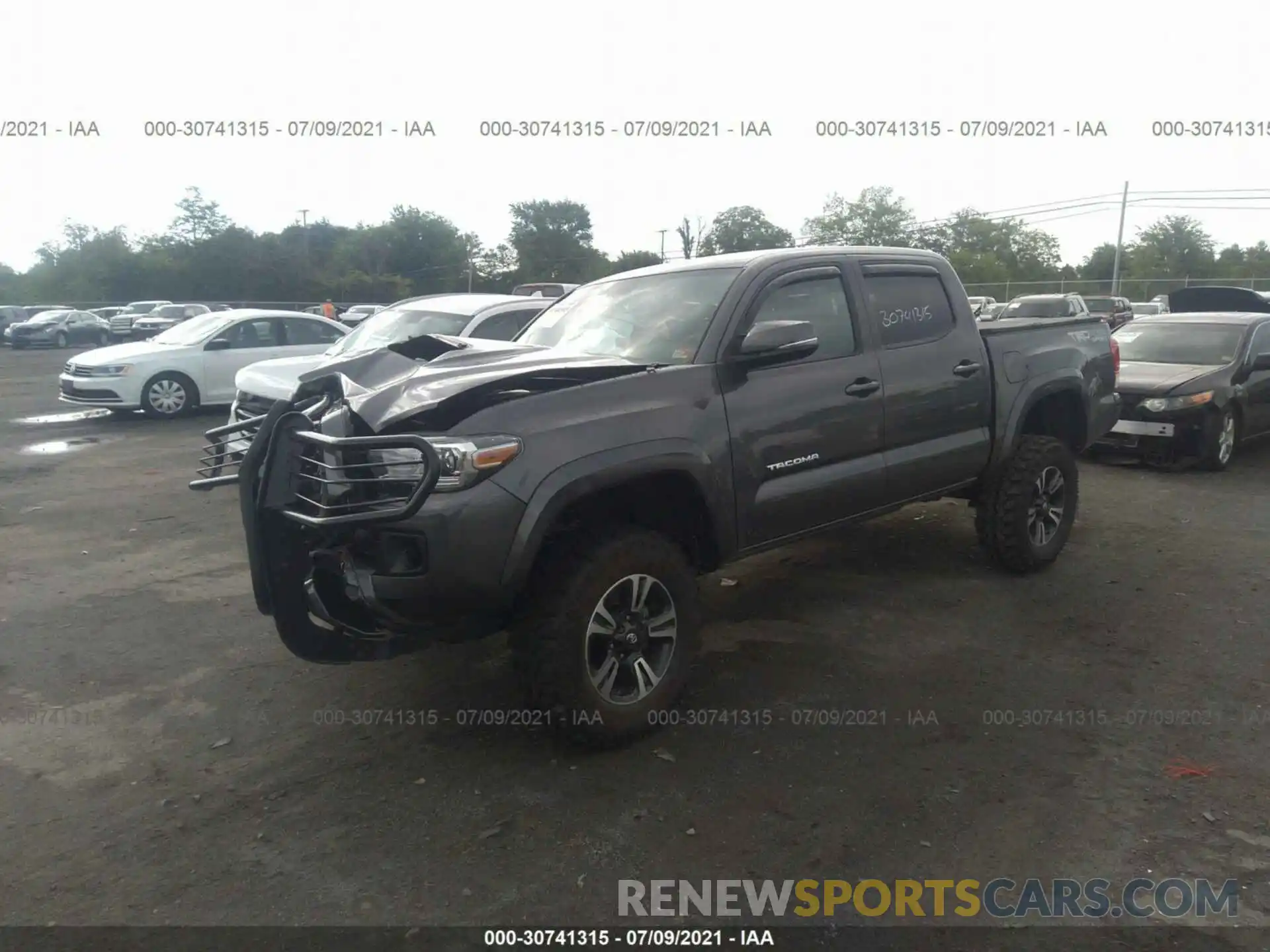 2 Photograph of a damaged car 5TFCZ5ANXKX185680 TOYOTA TACOMA 4WD 2019