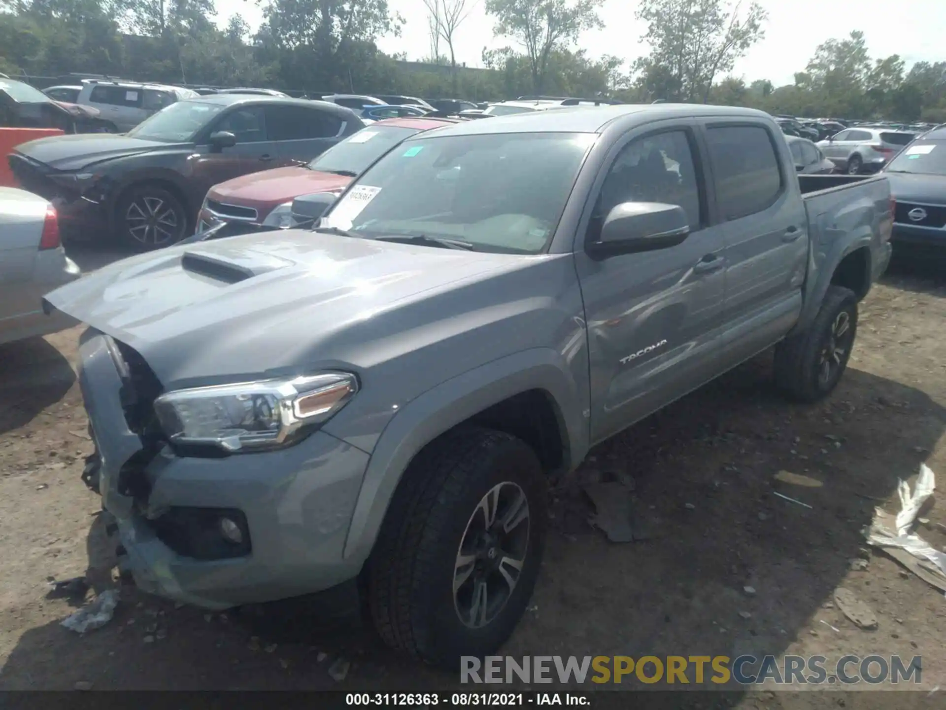 2 Фотография поврежденного автомобиля 5TFCZ5ANXKX187042 TOYOTA TACOMA 4WD 2019