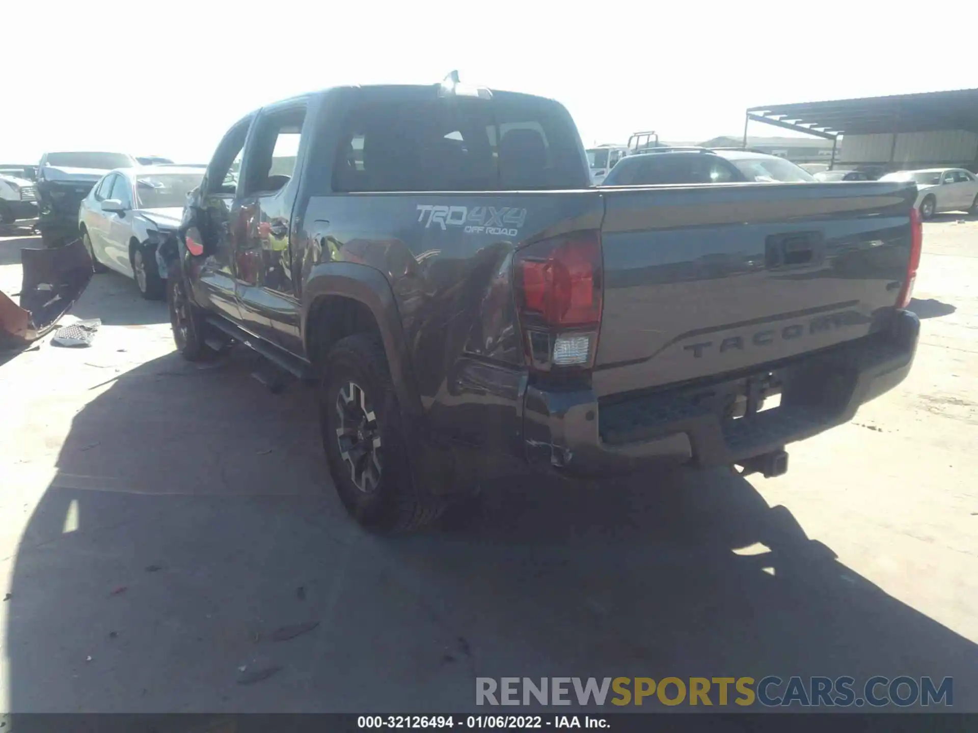 3 Photograph of a damaged car 5TFCZ5ANXKX194380 TOYOTA TACOMA 4WD 2019