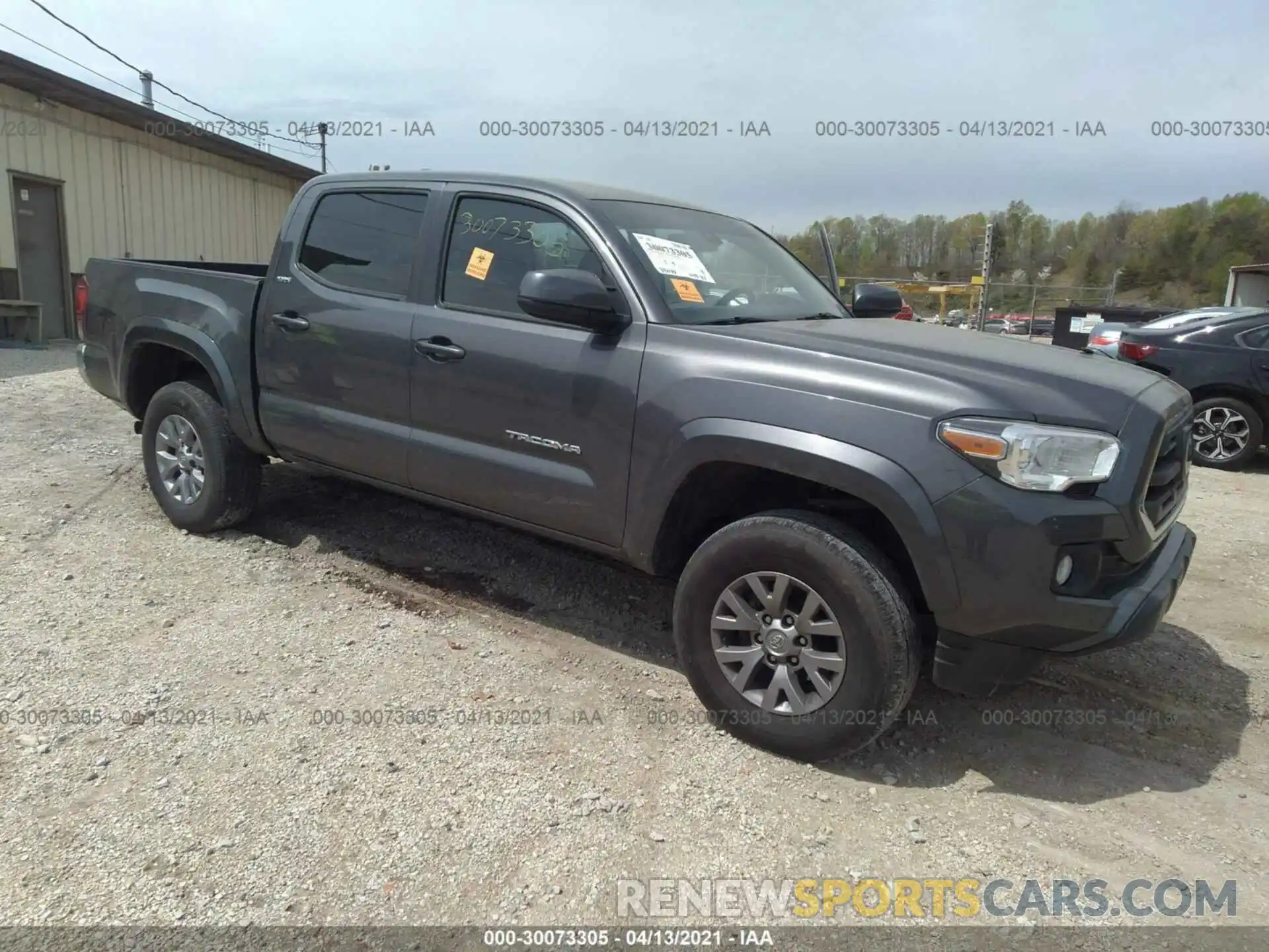 1 Photograph of a damaged car 5TFCZ5ANXKX199675 TOYOTA TACOMA 4WD 2019