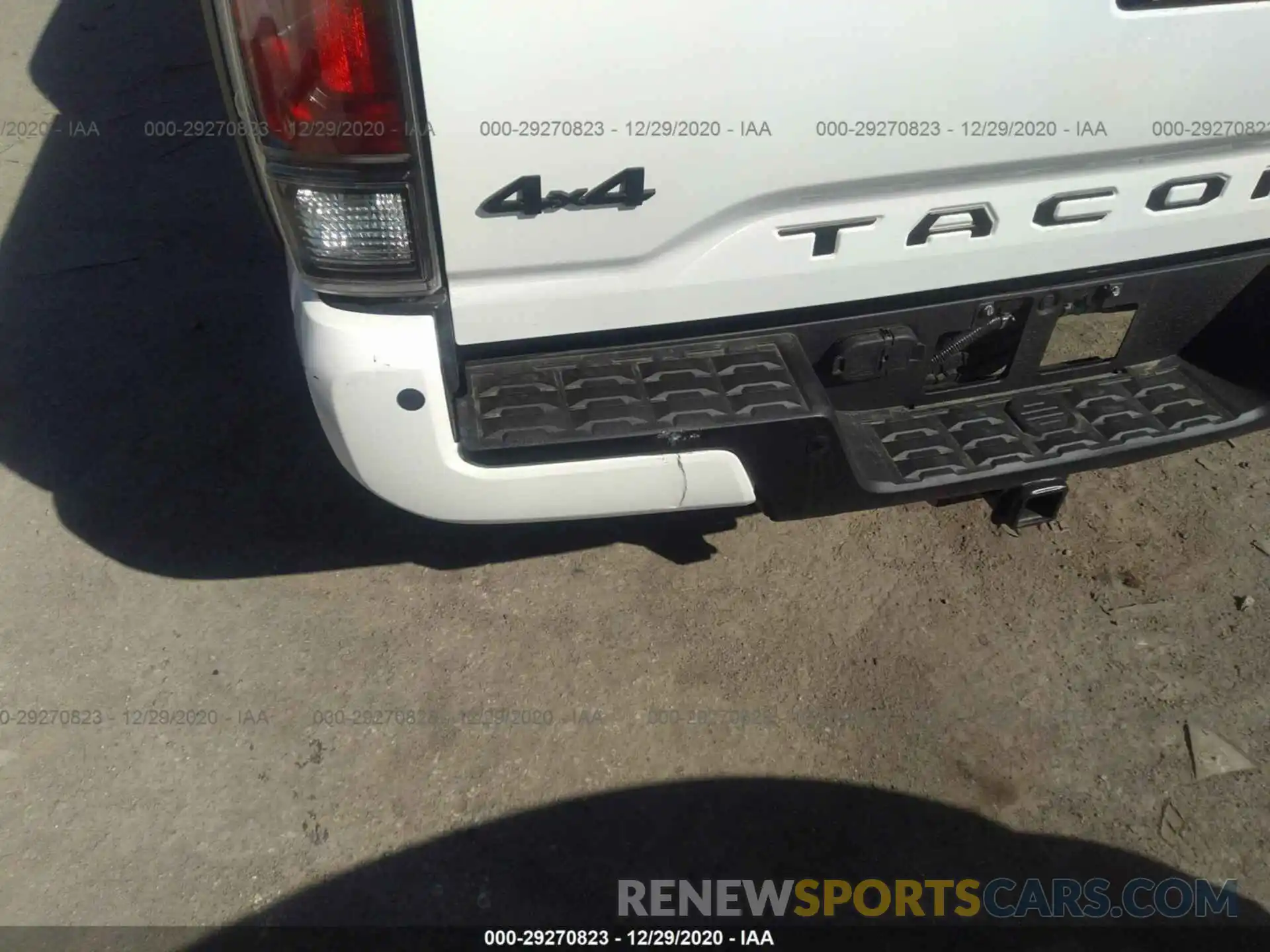 6 Photograph of a damaged car 5TFCZ5ANXKX209640 TOYOTA TACOMA 4WD 2019