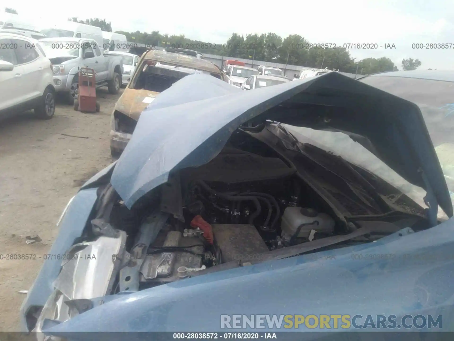 10 Photograph of a damaged car 5TFCZ5ANXKX210223 TOYOTA TACOMA 4WD 2019