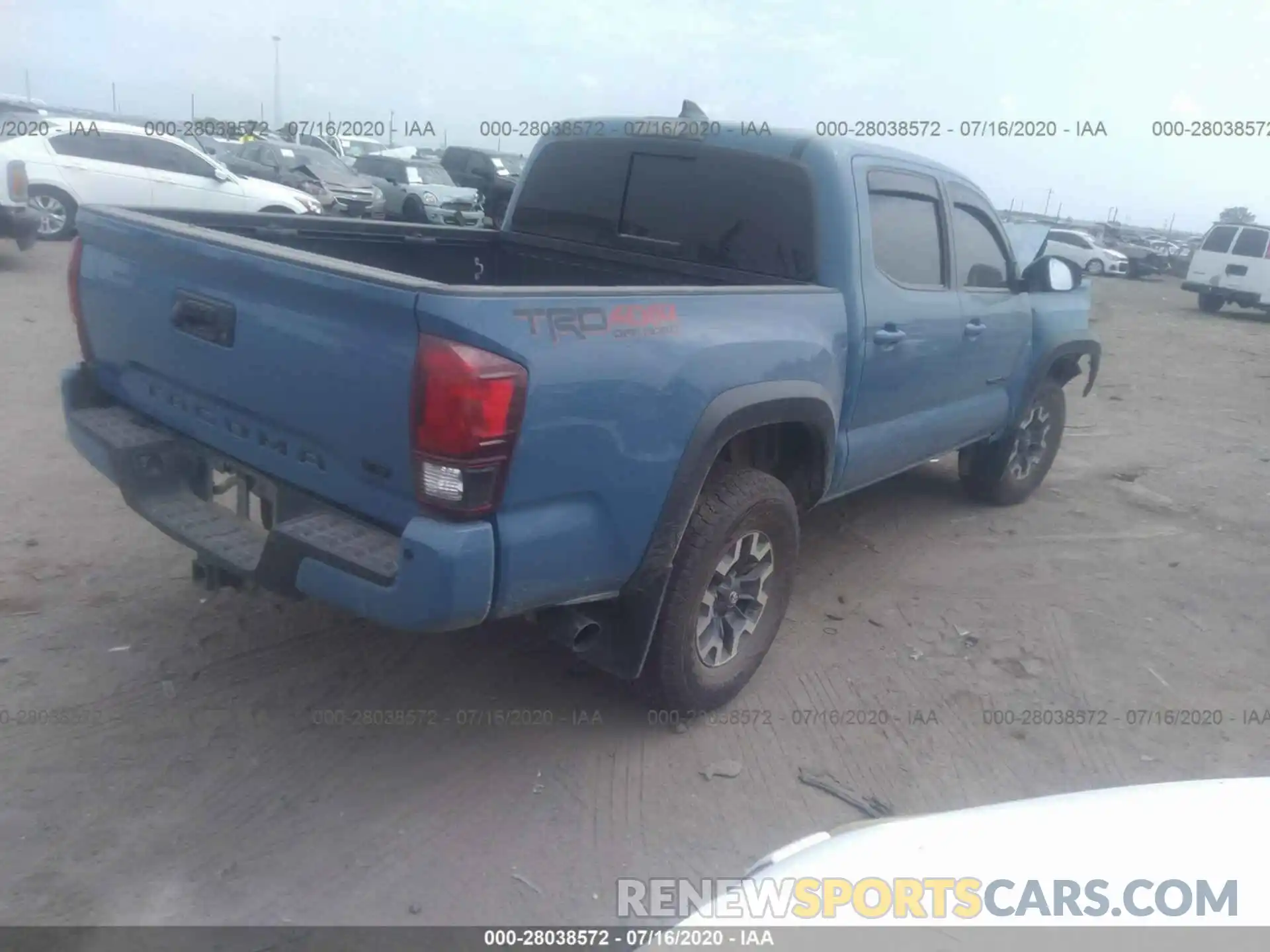 4 Фотография поврежденного автомобиля 5TFCZ5ANXKX210223 TOYOTA TACOMA 4WD 2019