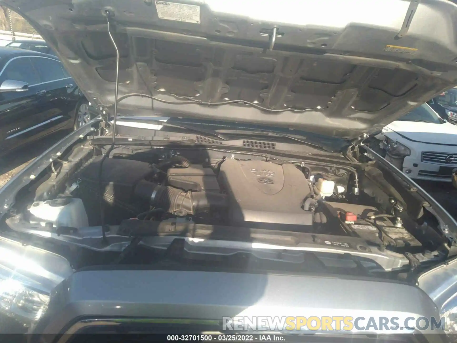 10 Photograph of a damaged car 5TFDZ5BN0KX043146 TOYOTA TACOMA 4WD 2019