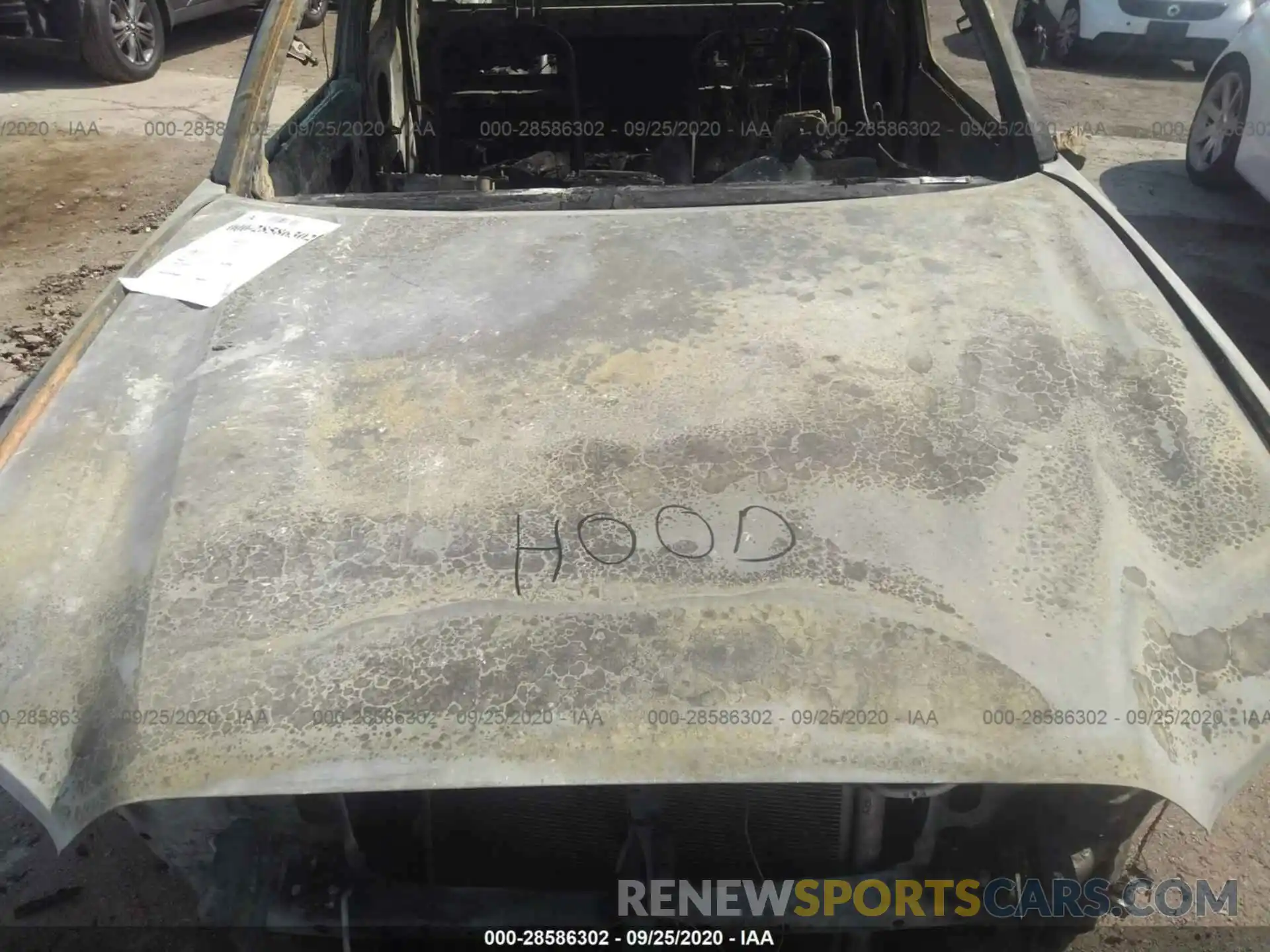 10 Photograph of a damaged car 5TFSX5EN0KX066323 TOYOTA TACOMA 4WD 2019
