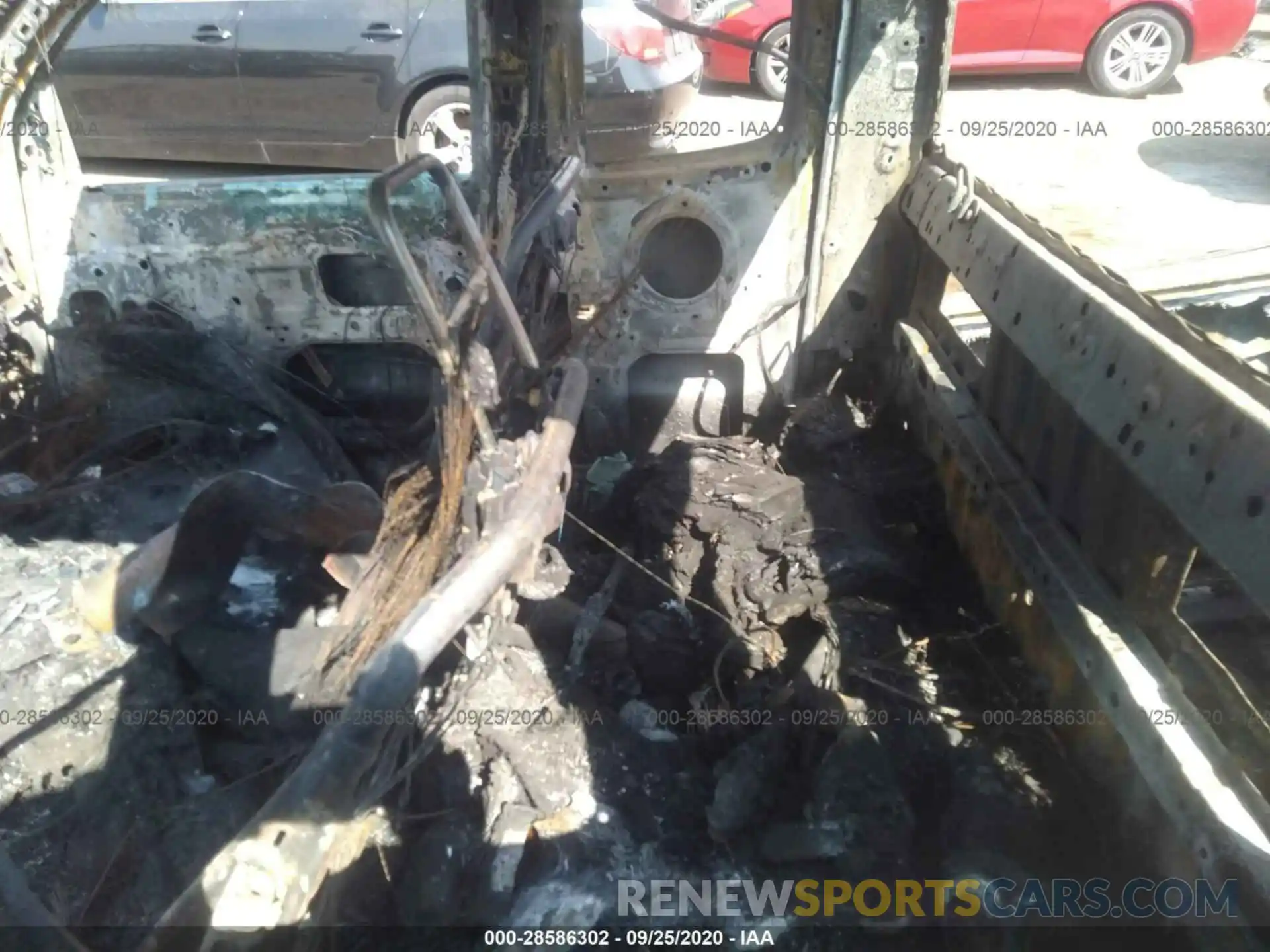 8 Photograph of a damaged car 5TFSX5EN0KX066323 TOYOTA TACOMA 4WD 2019
