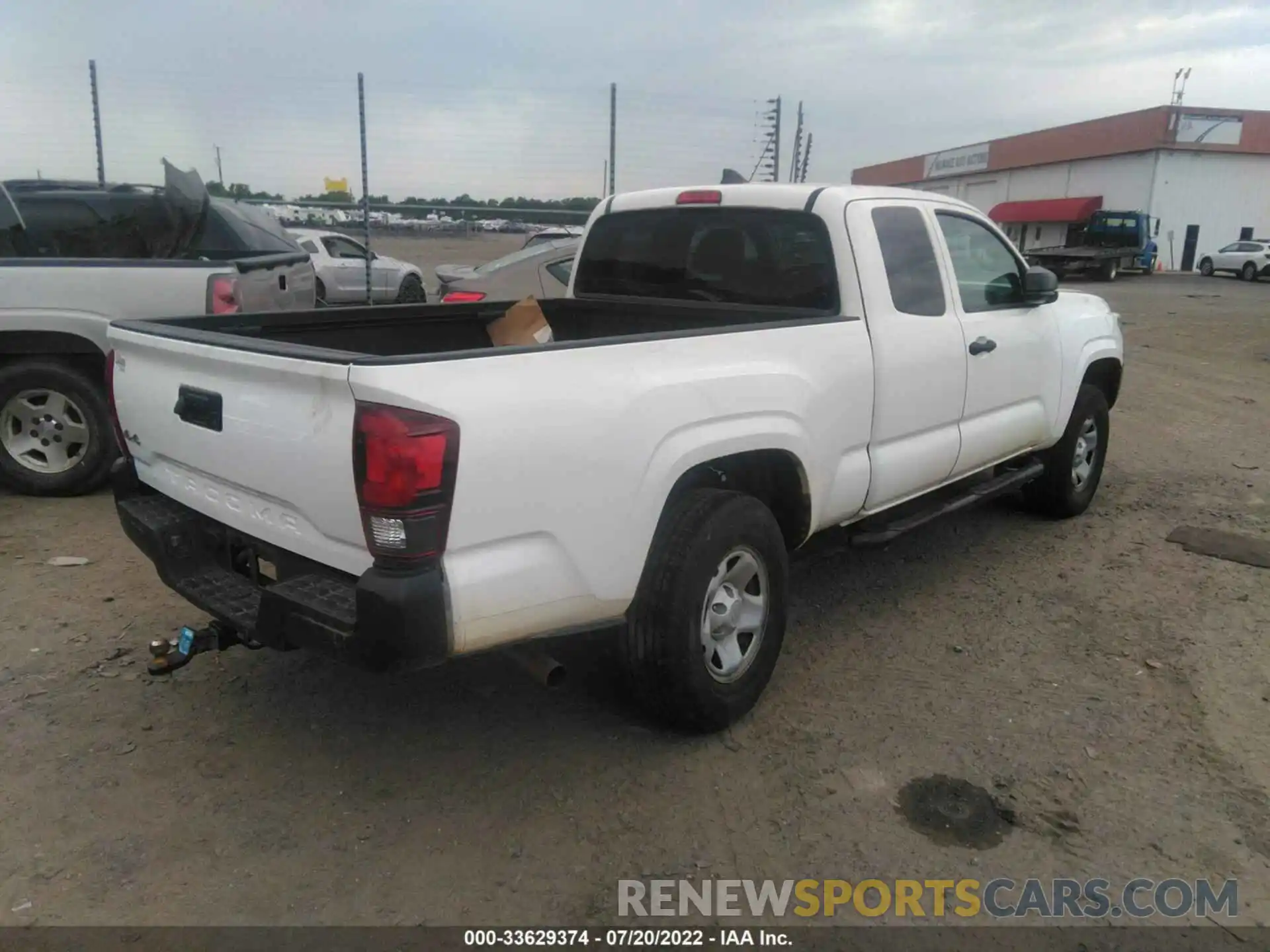 4 Photograph of a damaged car 5TFSX5EN2KX065206 TOYOTA TACOMA 4WD 2019