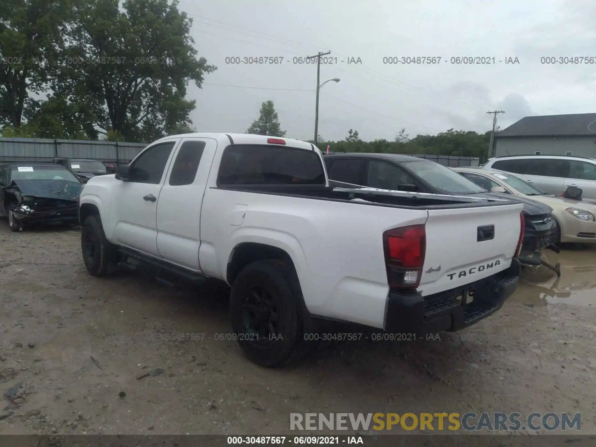 3 Photograph of a damaged car 5TFSX5EN3KX068521 TOYOTA TACOMA 4WD 2019