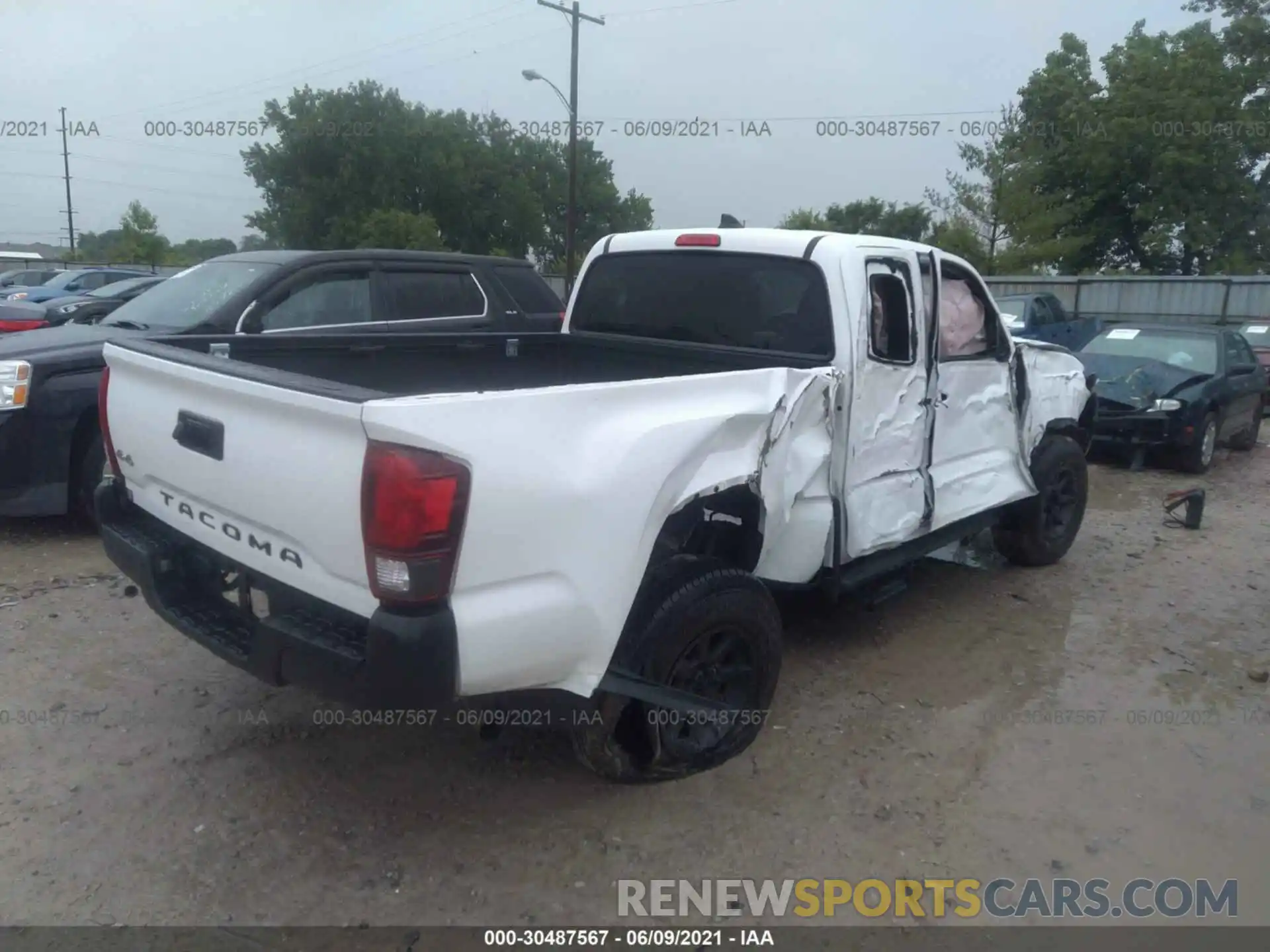 4 Photograph of a damaged car 5TFSX5EN3KX068521 TOYOTA TACOMA 4WD 2019