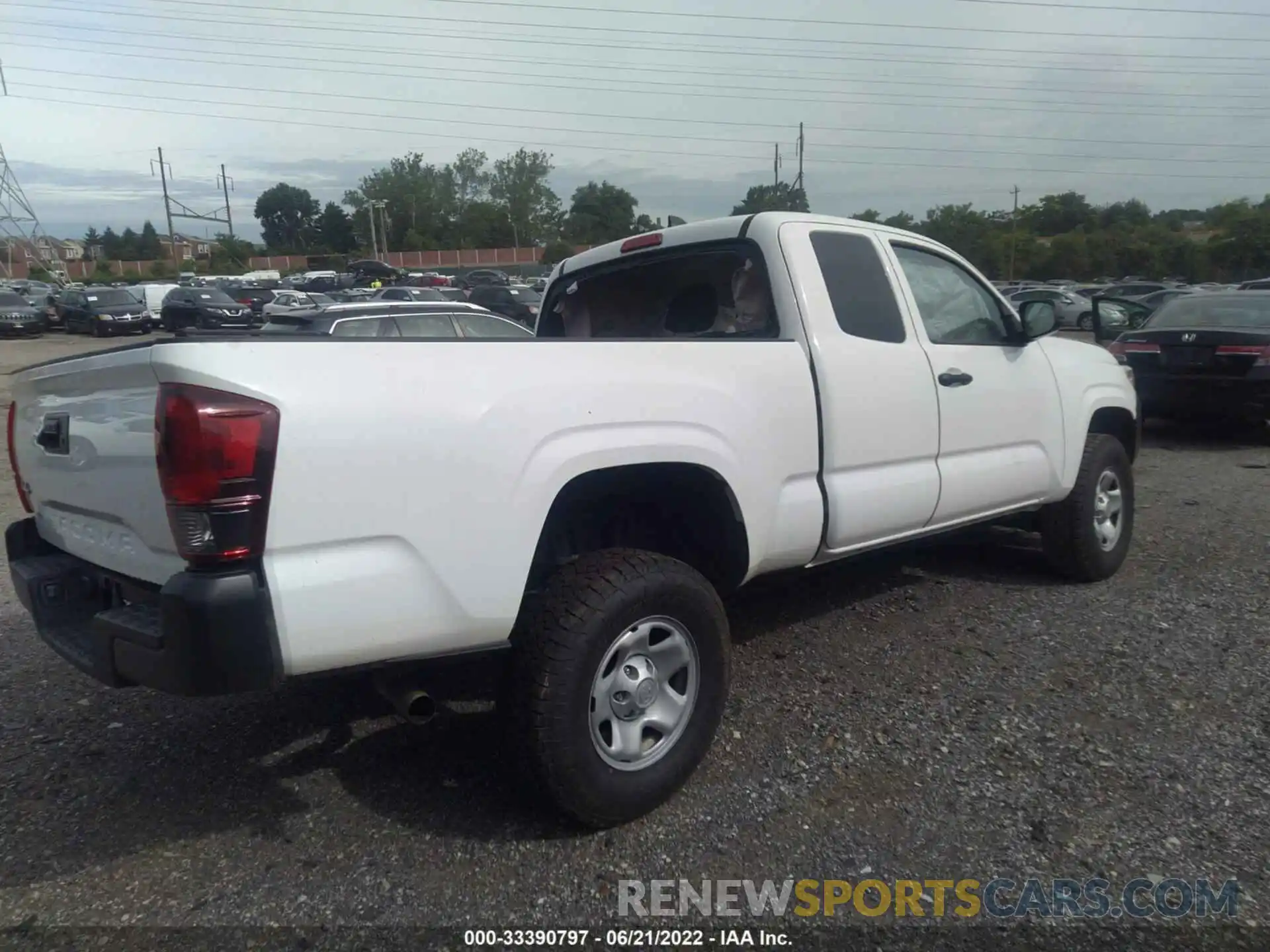 4 Photograph of a damaged car 5TFSX5EN3KX069944 TOYOTA TACOMA 4WD 2019