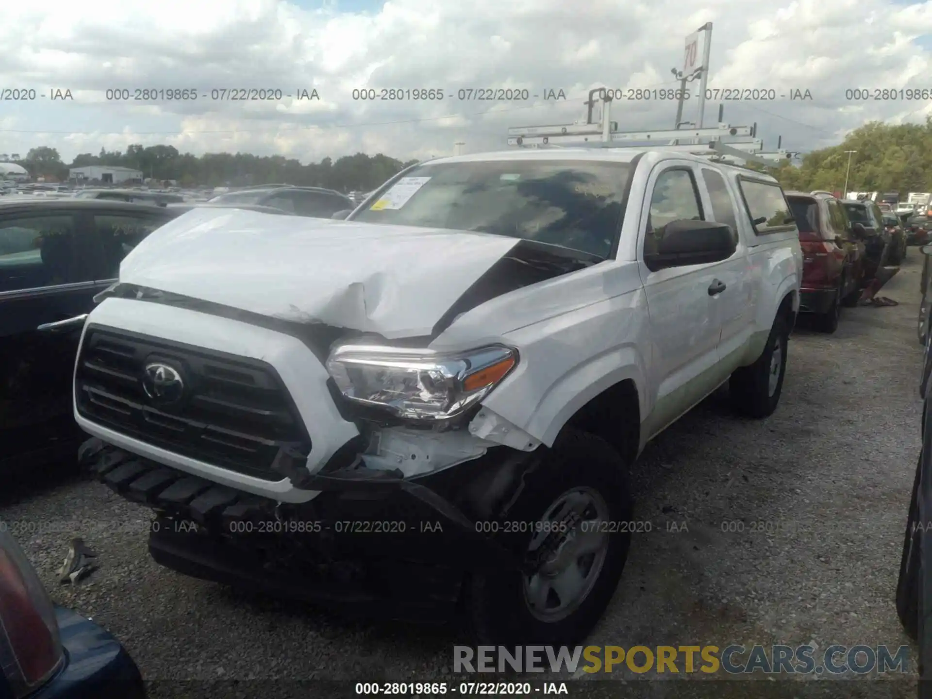 2 Photograph of a damaged car 5TFSX5EN4KX063750 TOYOTA TACOMA 4WD 2019