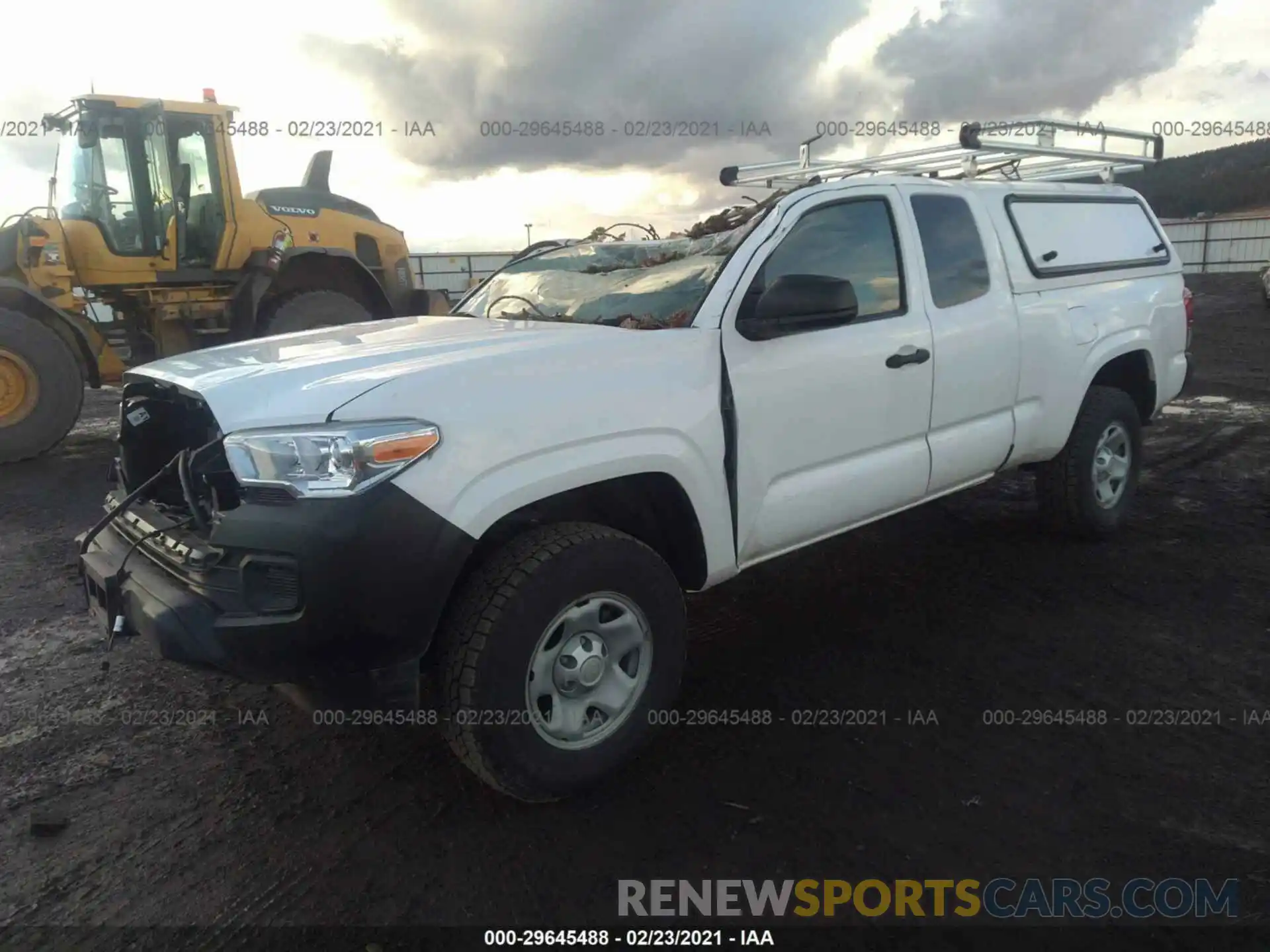 2 Photograph of a damaged car 5TFSX5EN4KX067104 TOYOTA TACOMA 4WD 2019