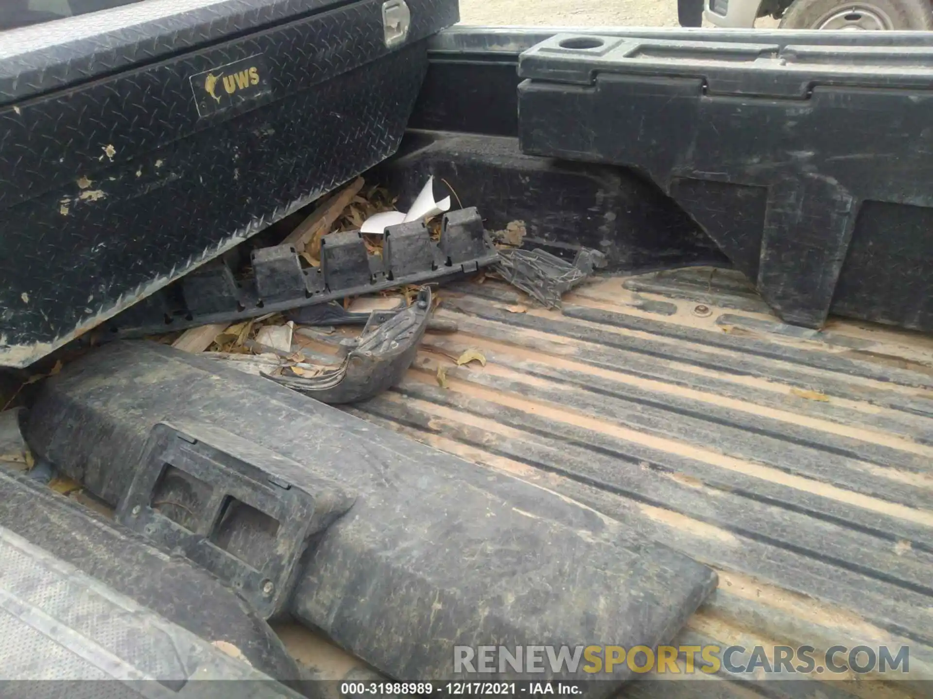 12 Photograph of a damaged car 5TFSX5EN8KX064125 TOYOTA TACOMA 4WD 2019